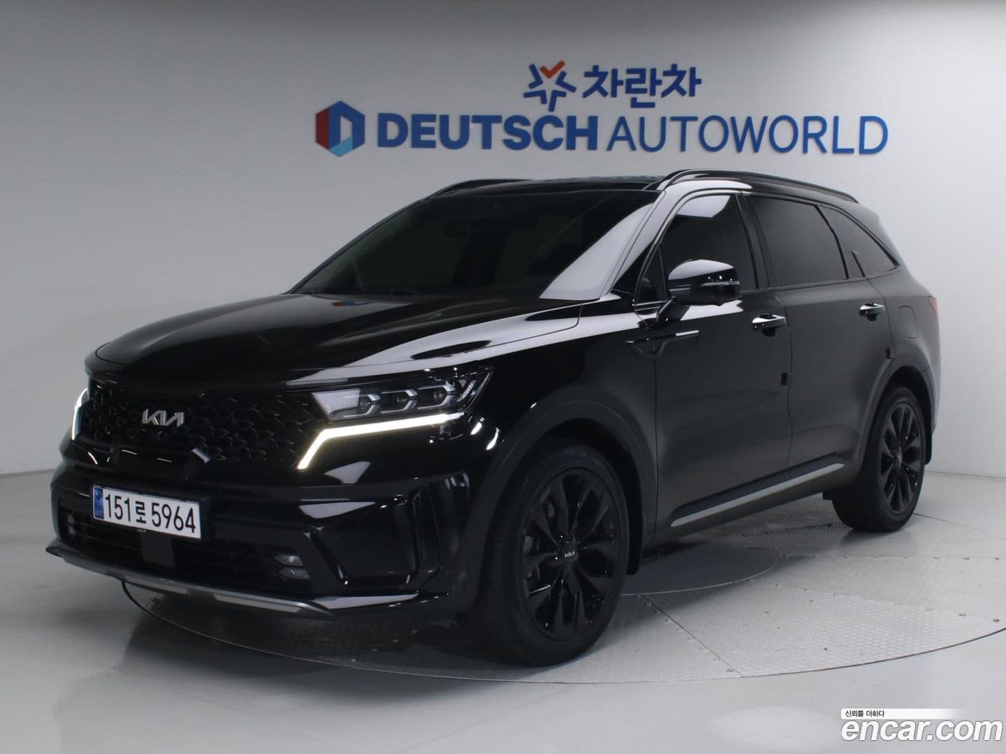 Main__Slider__Photo:Sorento Kia 2022.3-0