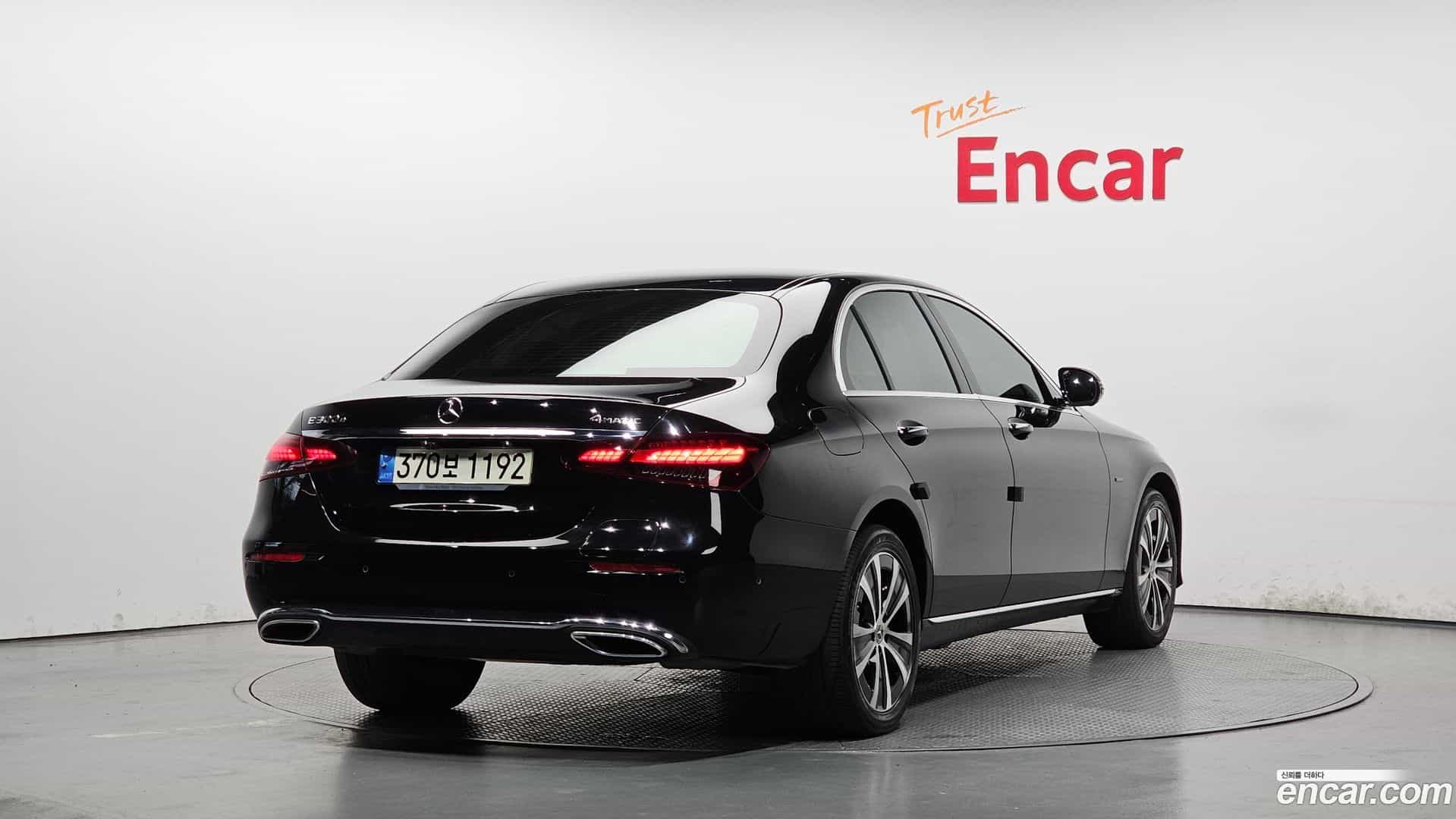 E-Class Mercedes-Benz 2020.11-OUTER-002