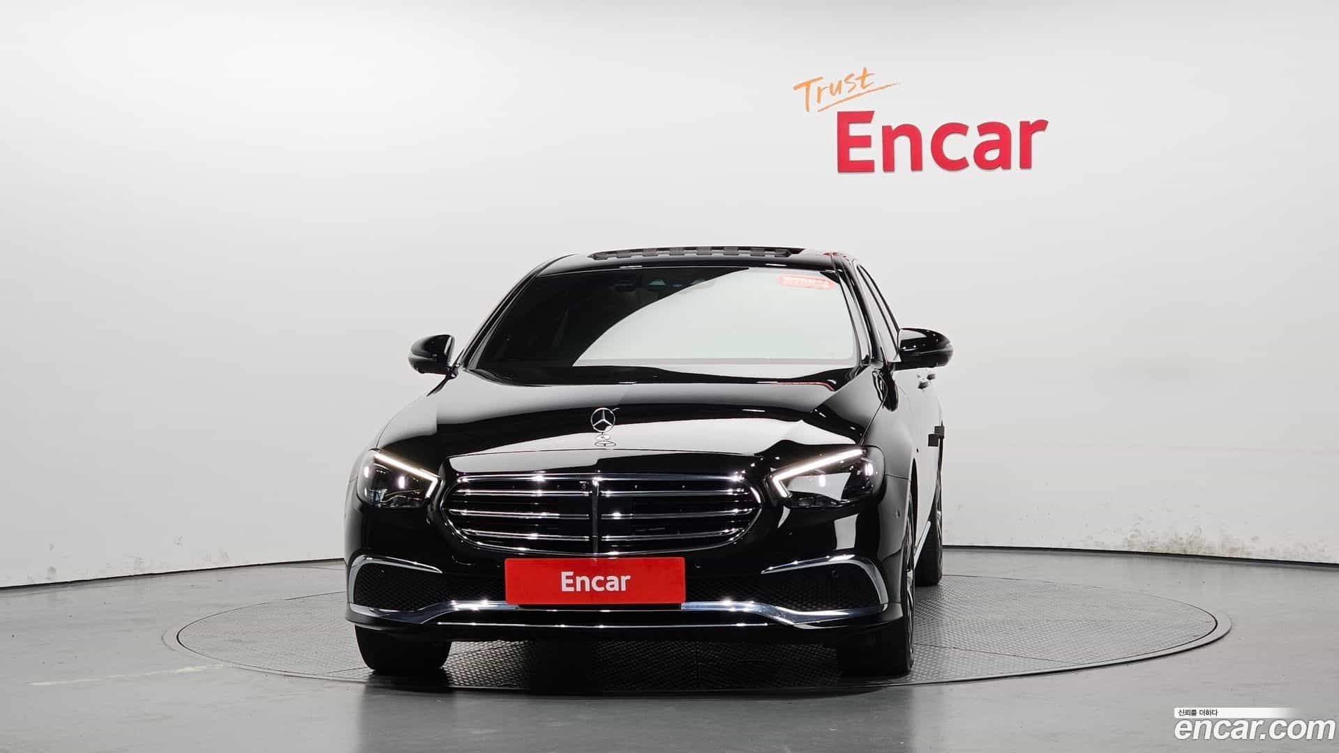 E-Class Mercedes-Benz 2020.11-OUTER-003