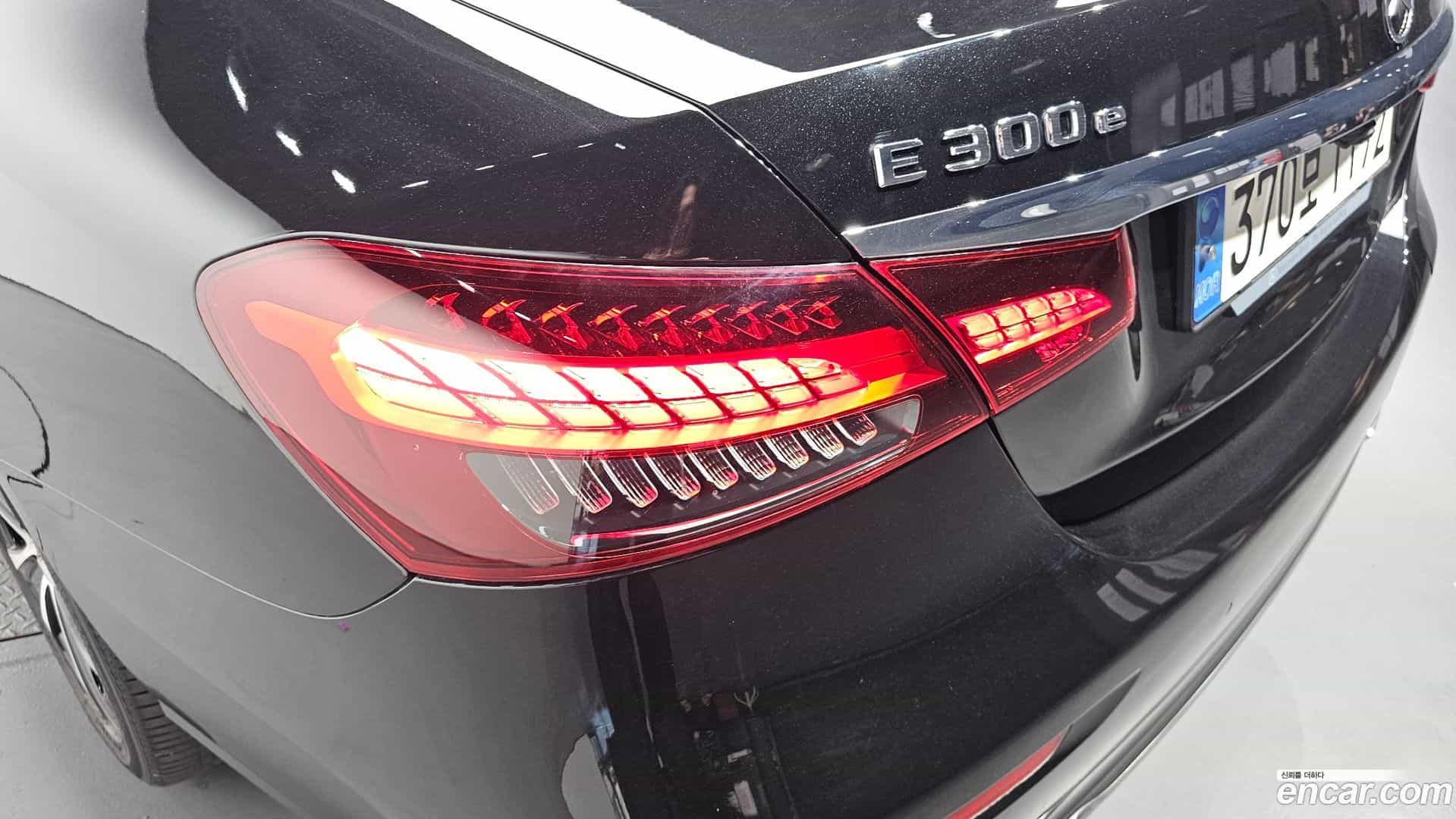E-Class Mercedes-Benz 2020.11-OUTER-033