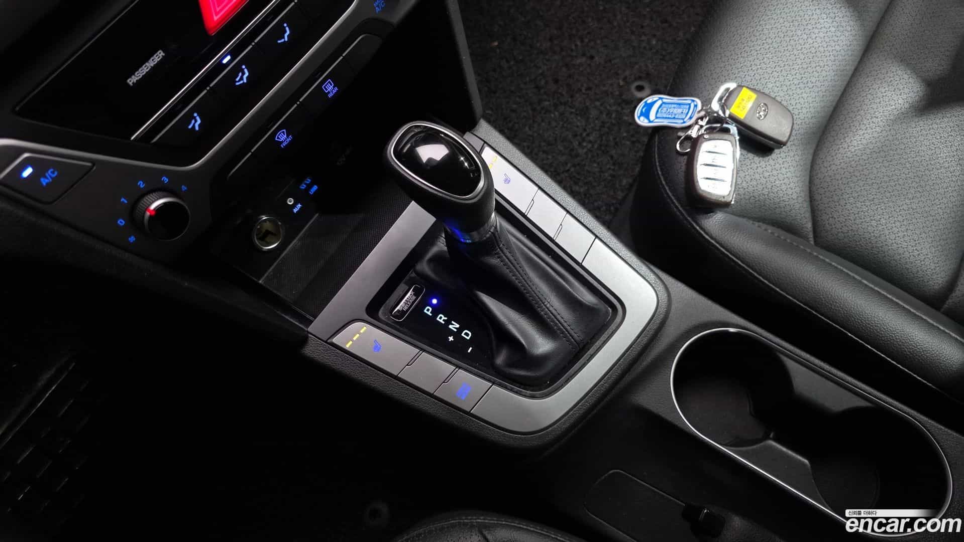 AVANTE Hyundai 2017.9-INNER-009