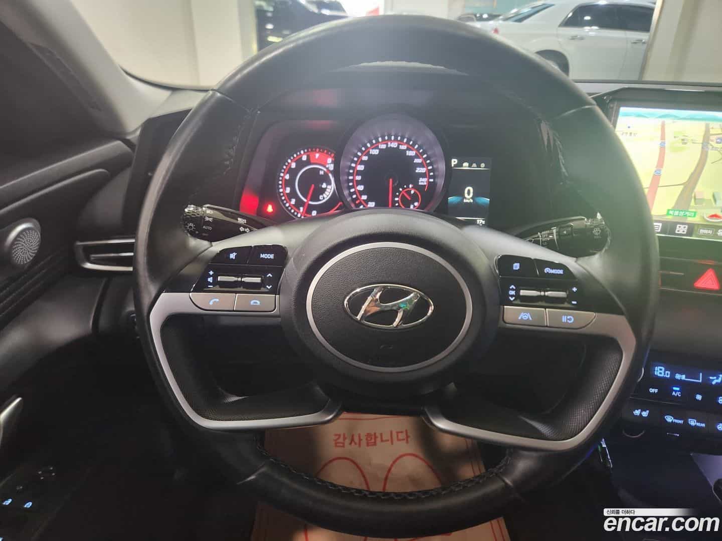AVANTE Hyundai 2021.11-OPTION-019