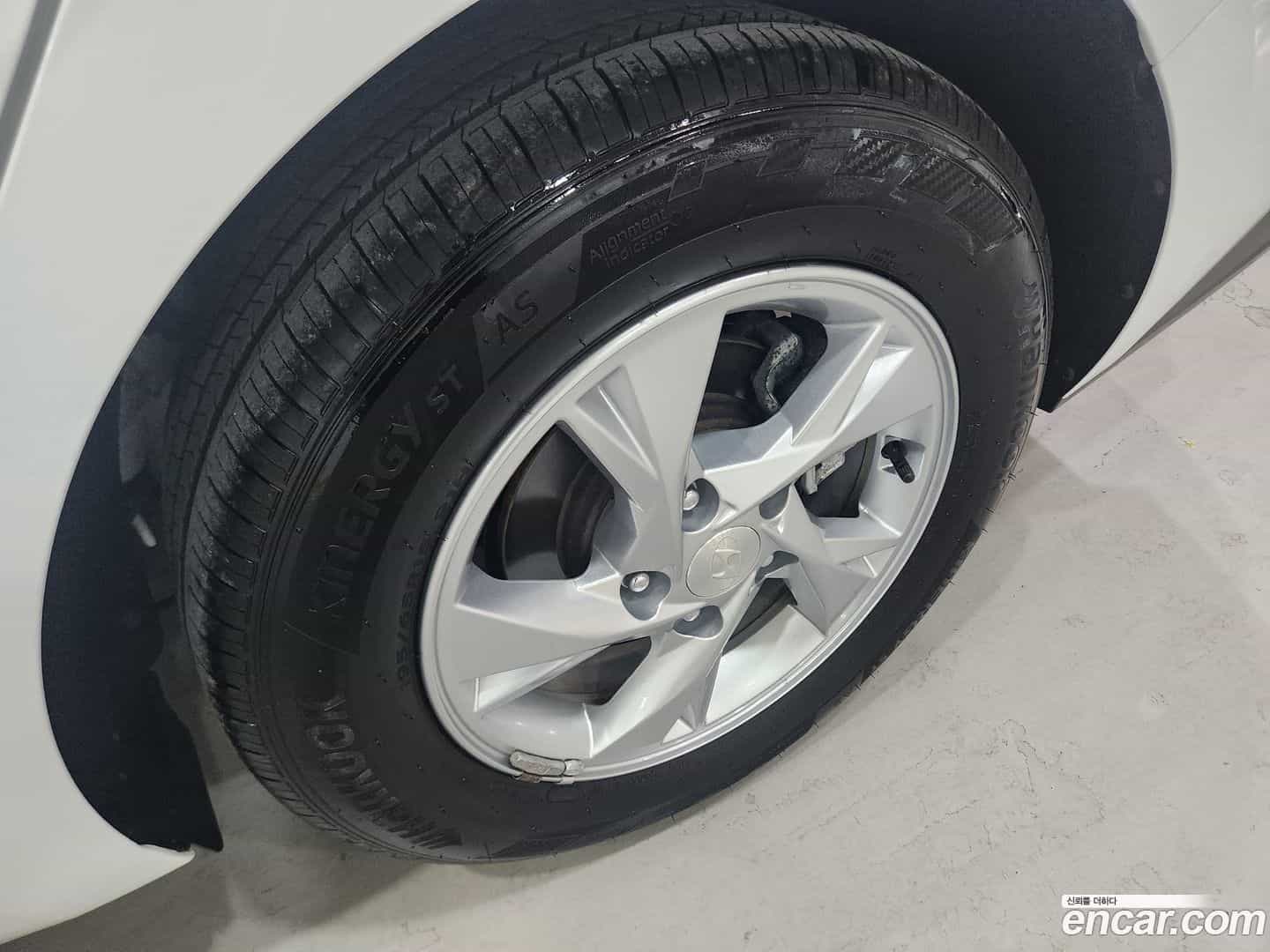 AVANTE Hyundai 2021.11-OPTION-020