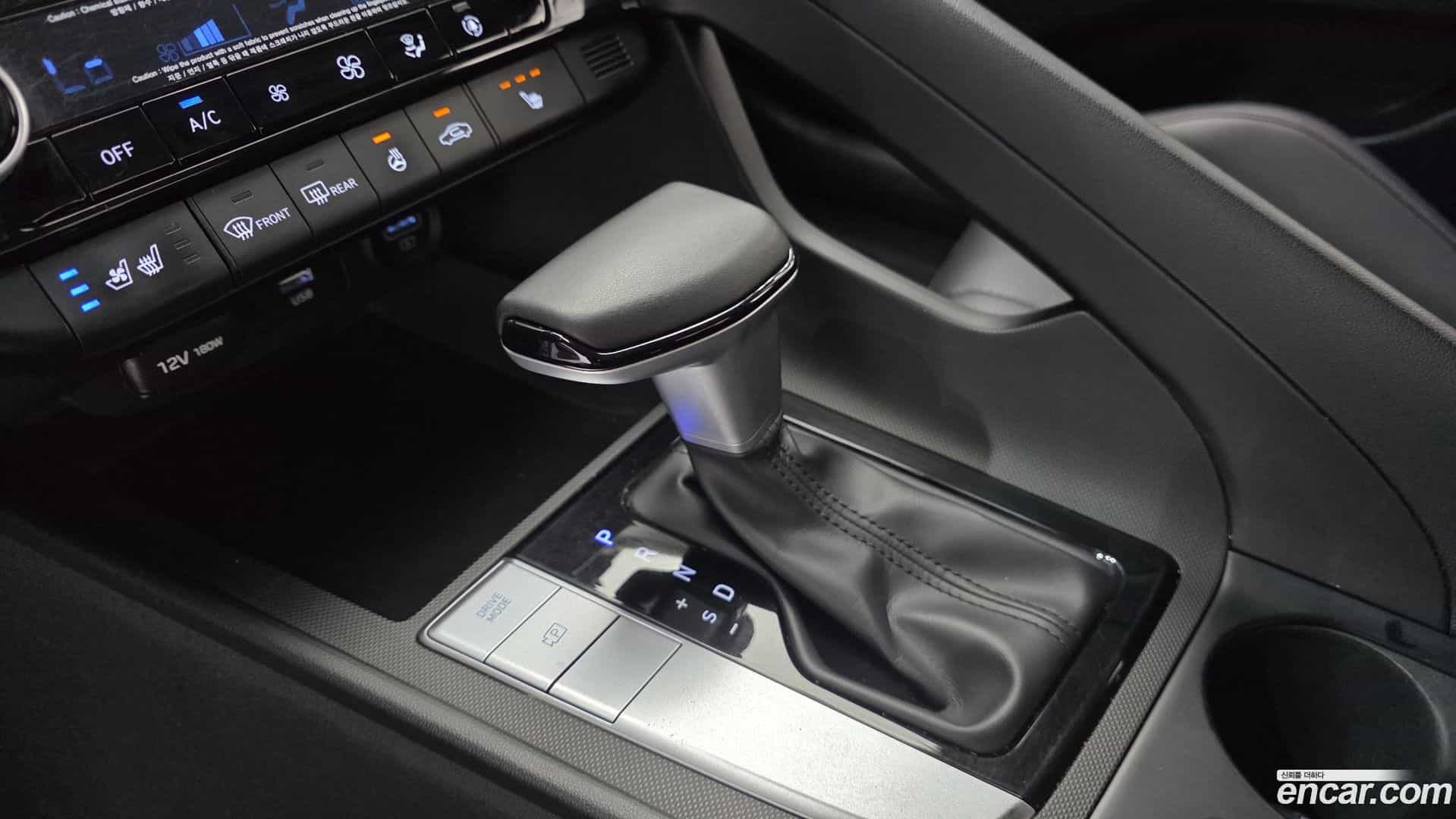 AVANTE Hyundai 2020.6-INNER-009