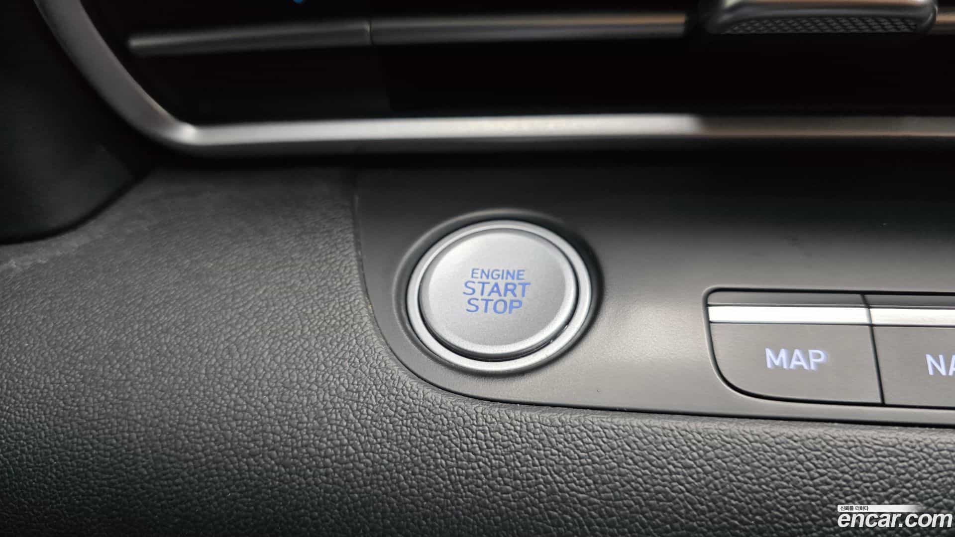 AVANTE Hyundai 2020.6-OPTION-040