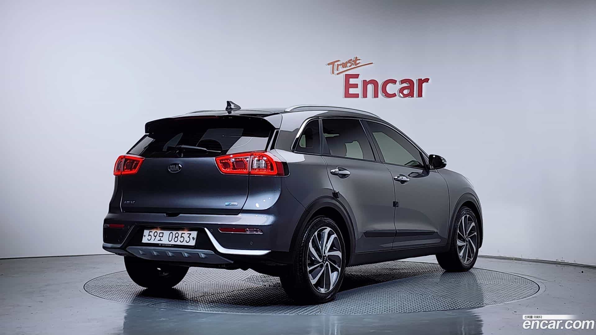 Niro Kia 2016.3-OUTER-002