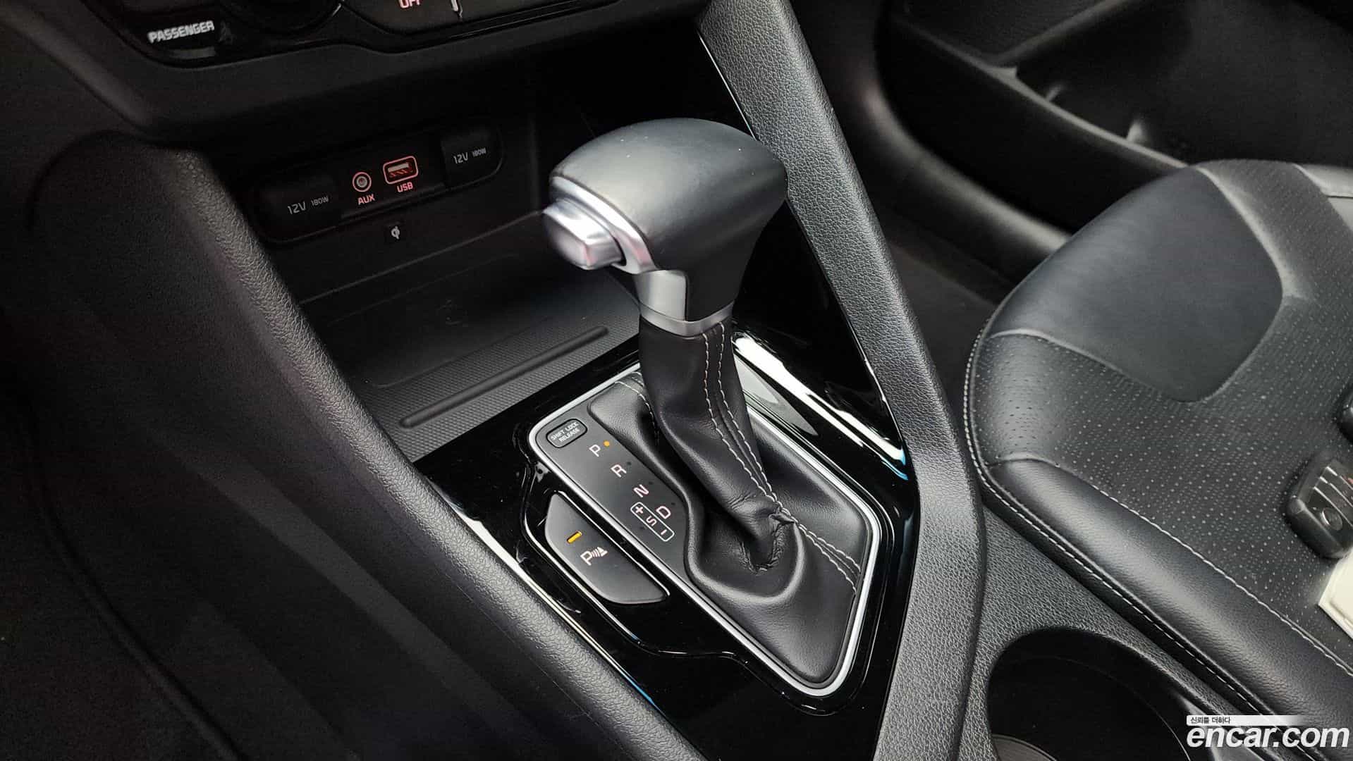 Niro Kia 2016.3-INNER-009