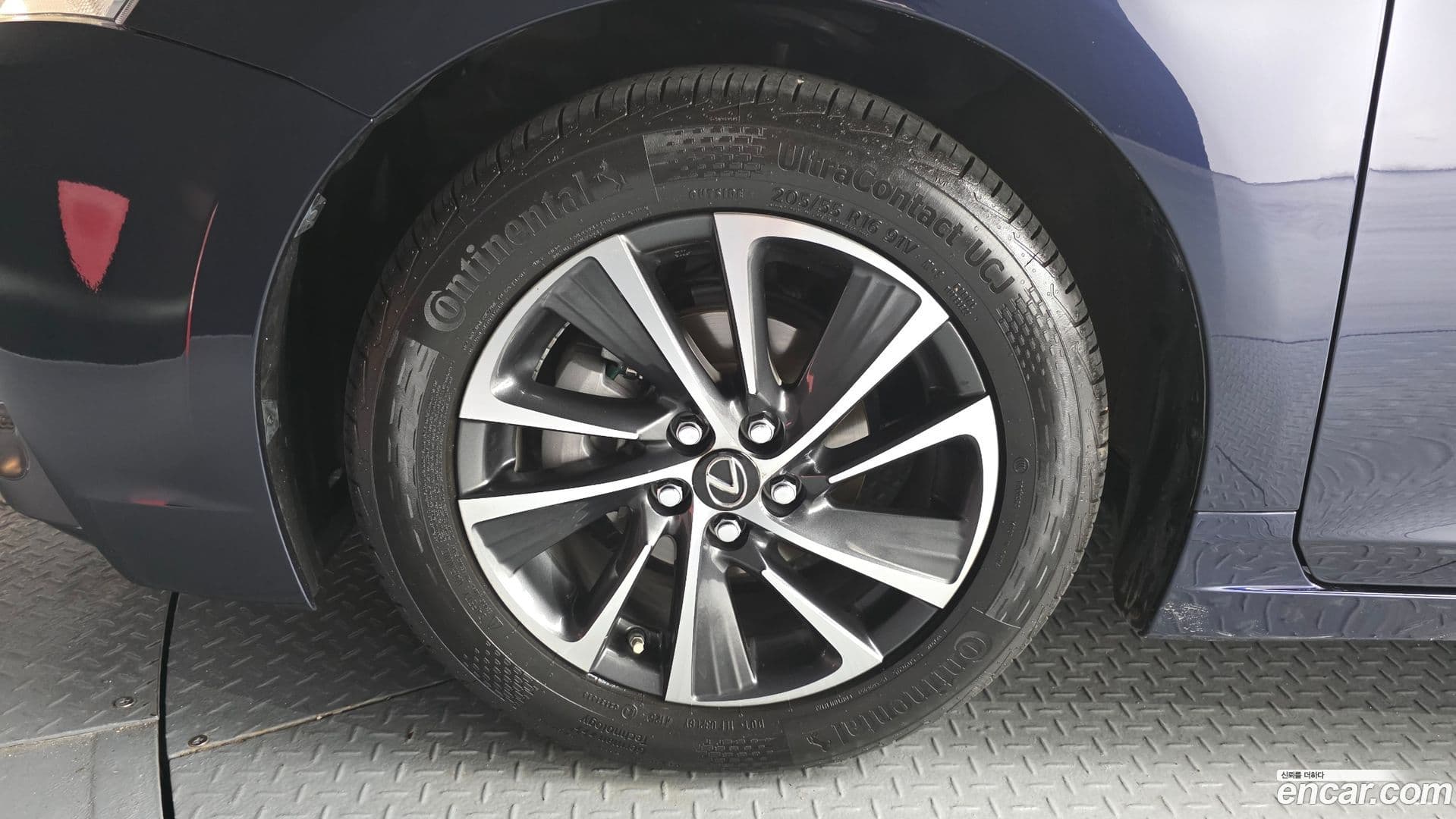 Main__Slider__Photo:CT200h Lexus 2018.9-4