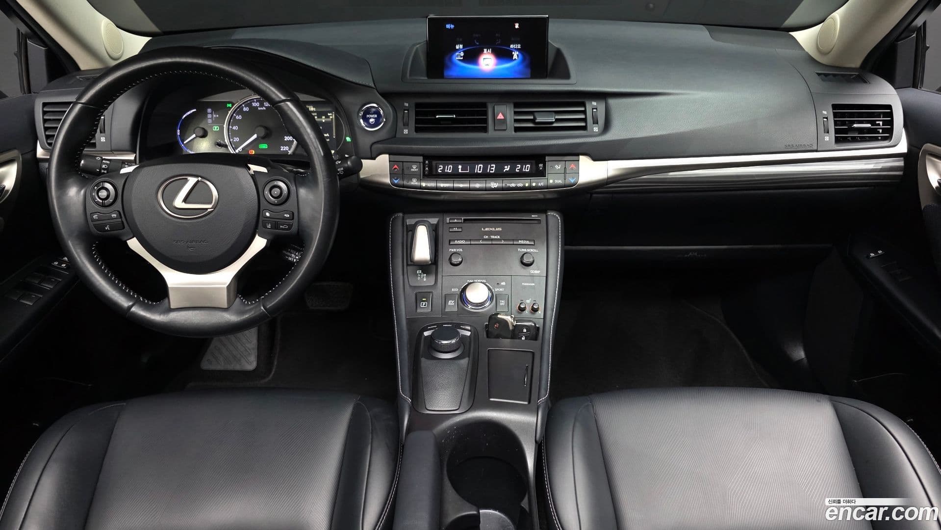 Main__Slider__Photo:CT200h Lexus 2018.9-6