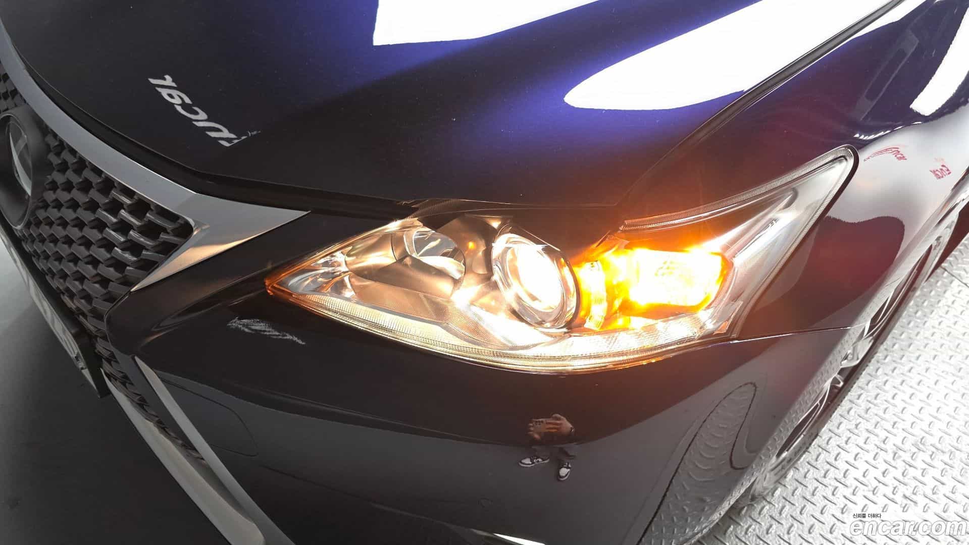 CT200h Lexus 2018.9-OUTER-032