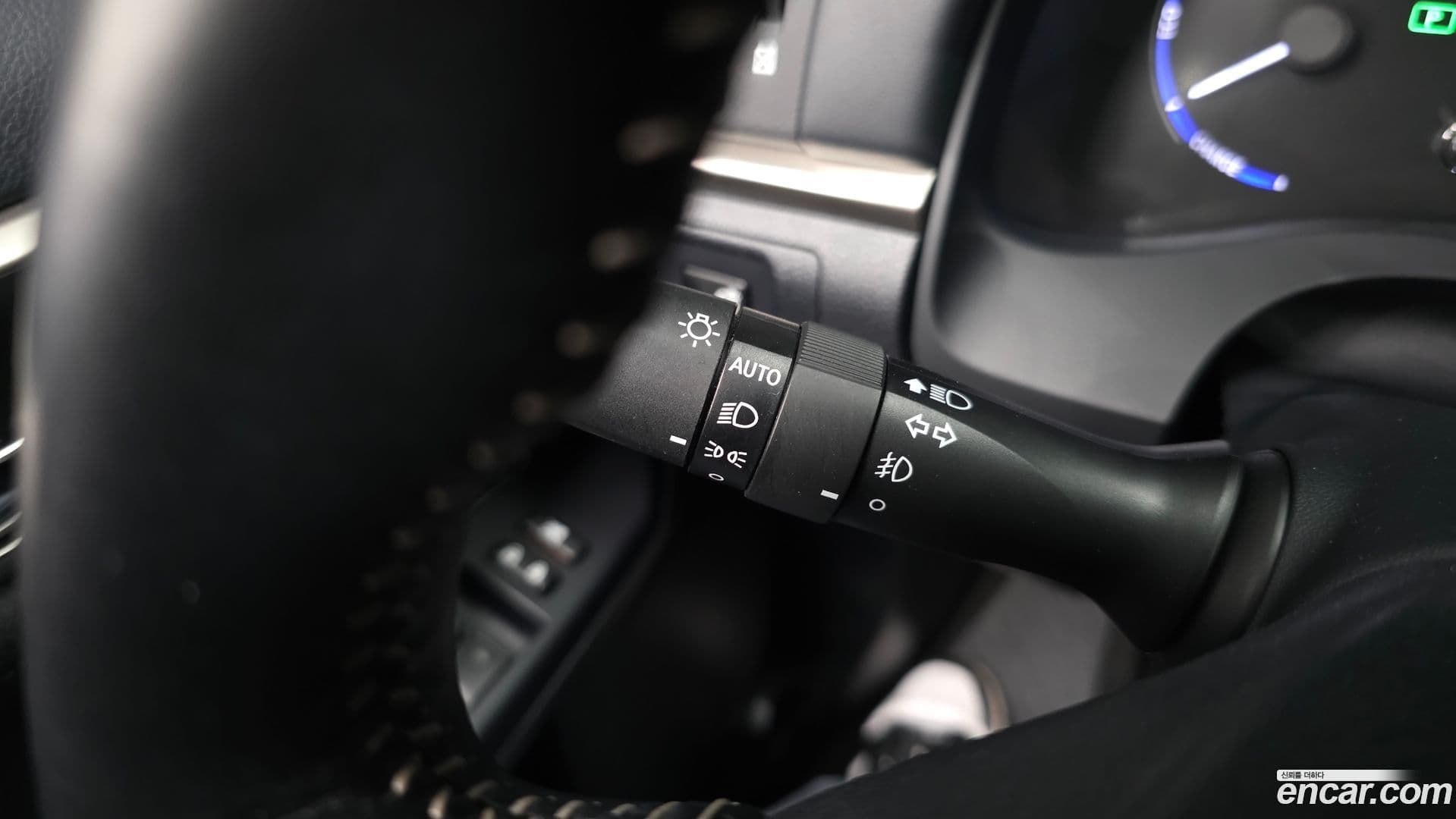 Main__Slider__Photo:CT200h Lexus 2018.9-32