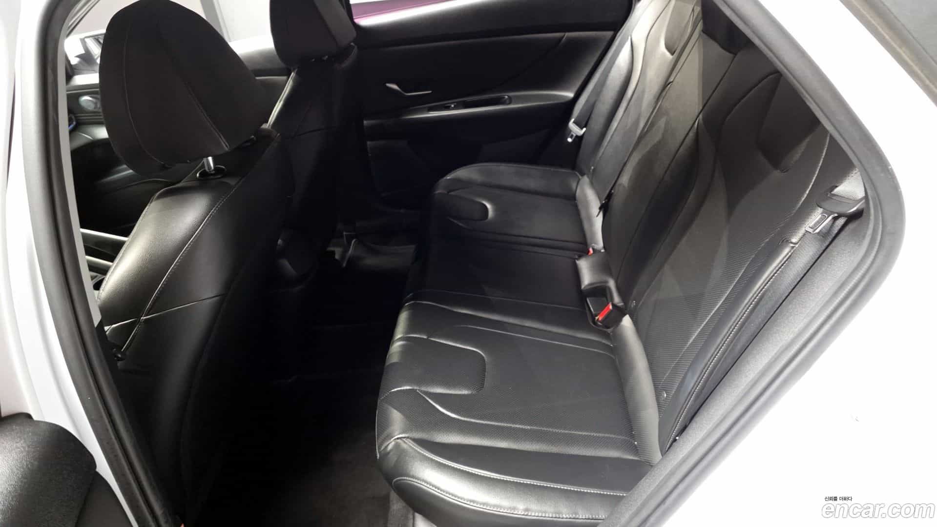 AVANTE Hyundai 2021.3-INNER-036