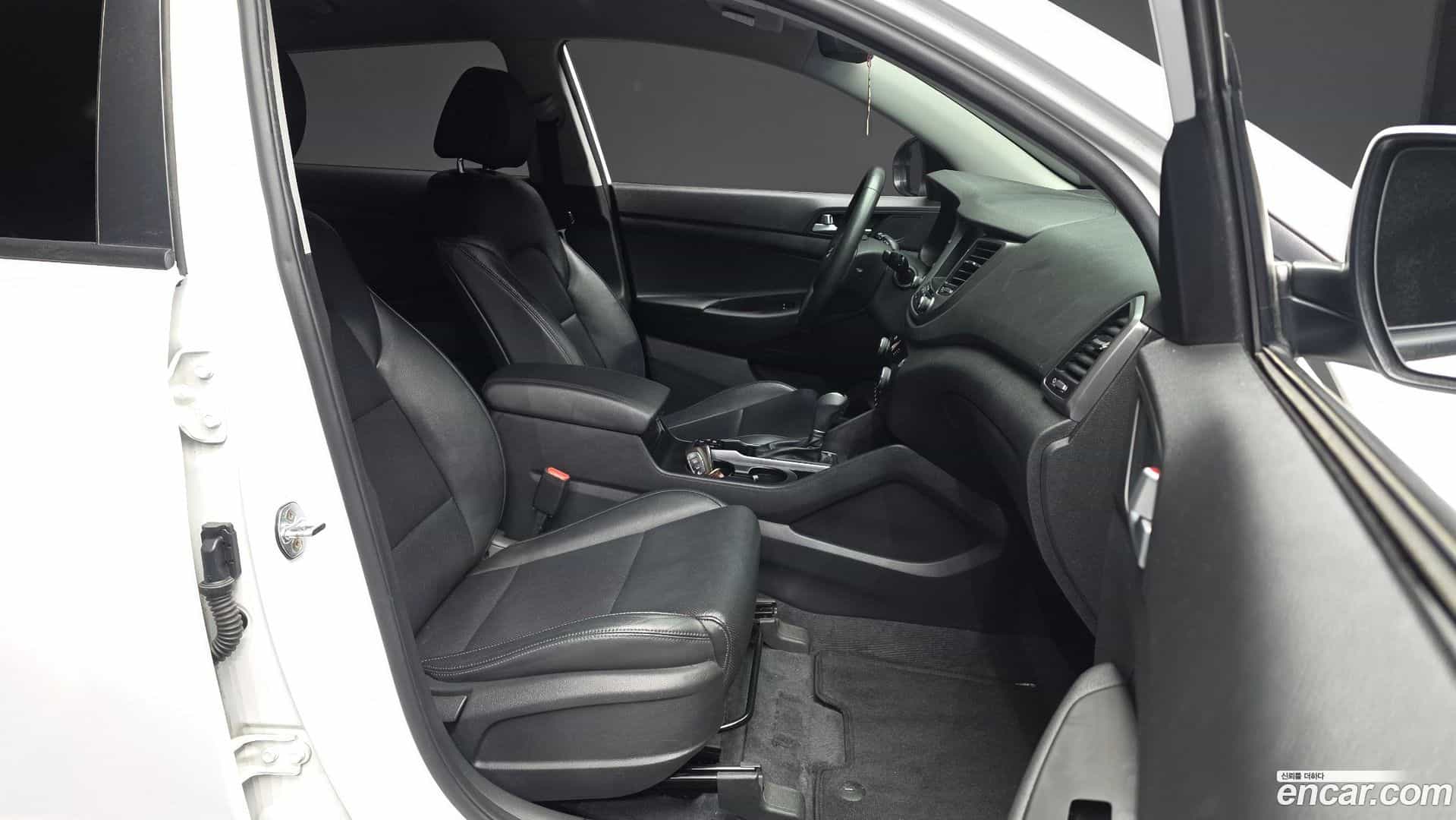Tucson Hyundai 2017.4-OPTION-015