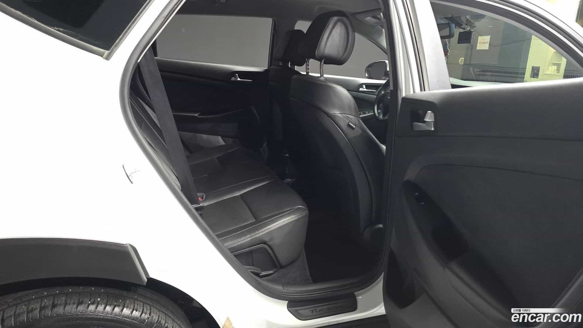 Tucson Hyundai 2017.4-OPTION-016