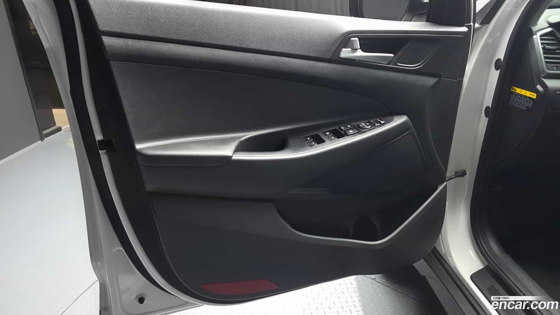 Tucson Hyundai 2017.4-INNER-034