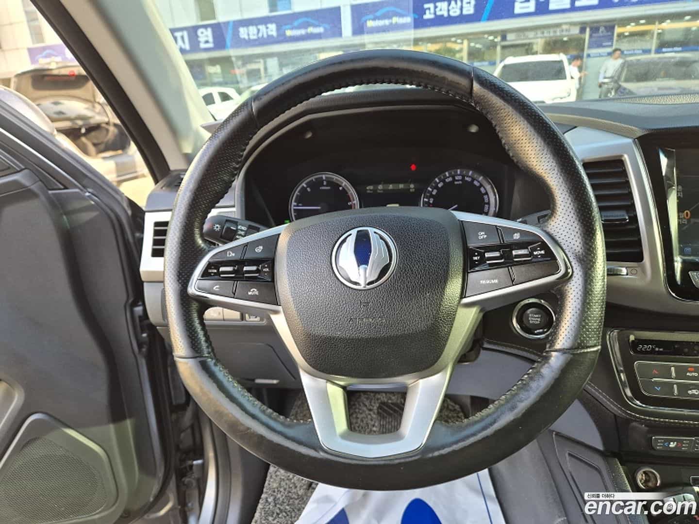 Rexton KG Mobility 2019.8-OPTION-015