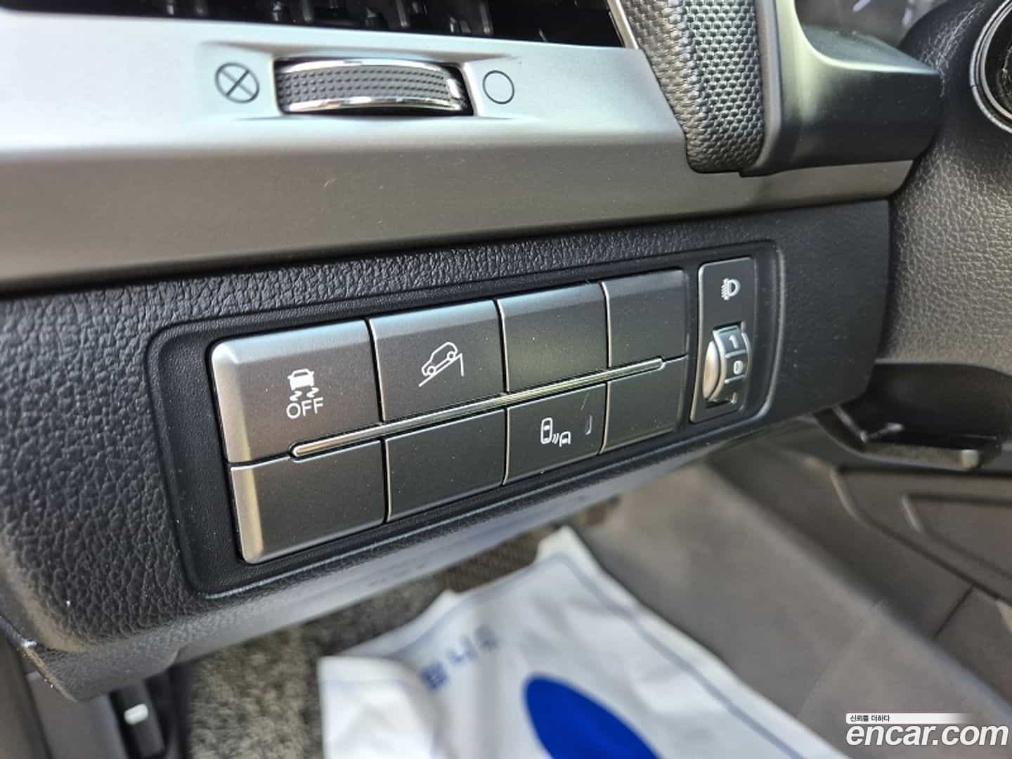 Rexton KG Mobility 2019.8-OPTION-018