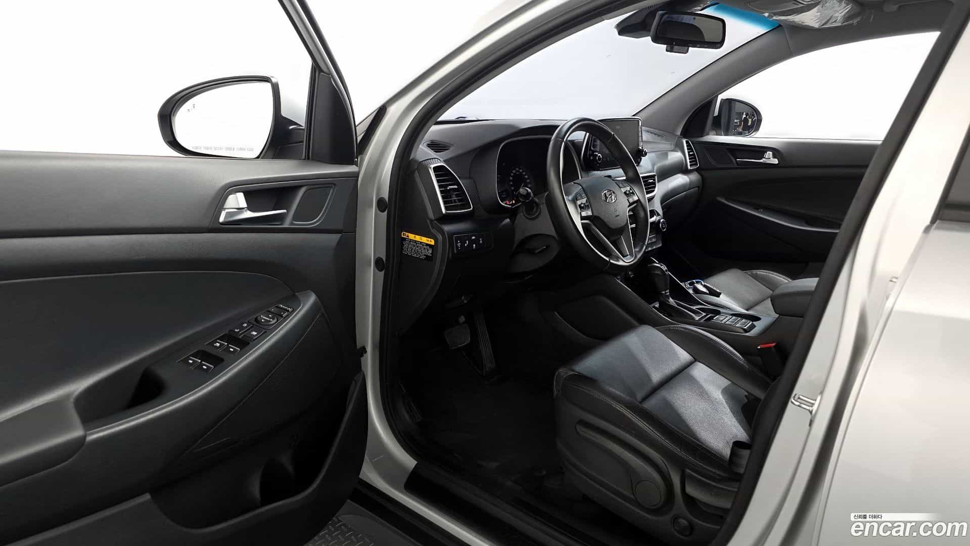 Tucson Hyundai 2020.2-INNER-010