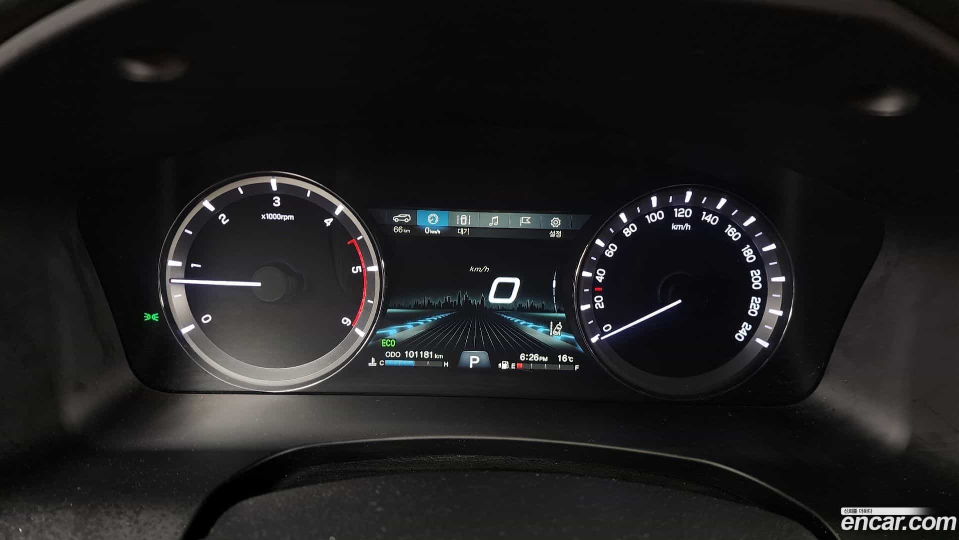 Rexton KG Mobility 2020.6-INNER-008