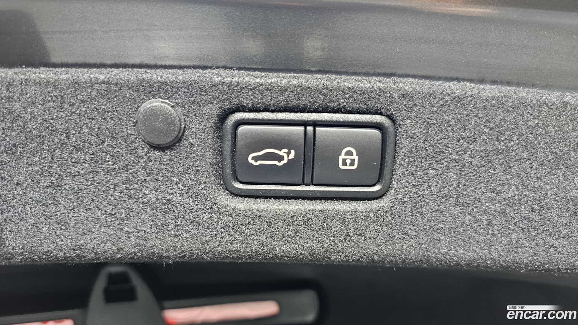 Grandeur Hyundai 2019.9-OPTION-023