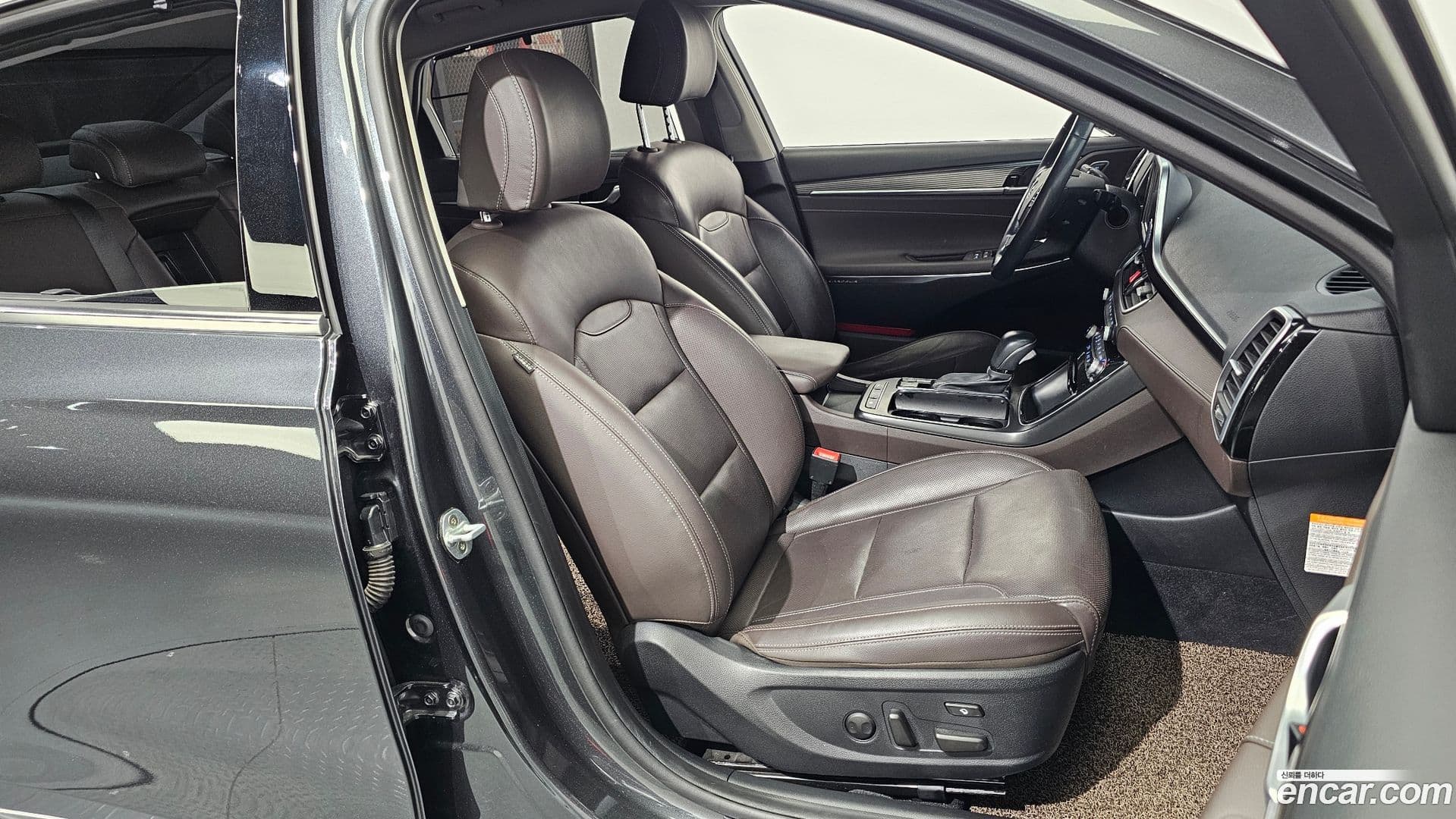 Main__Slider__Photo:Grandeur Hyundai 2019.9-25