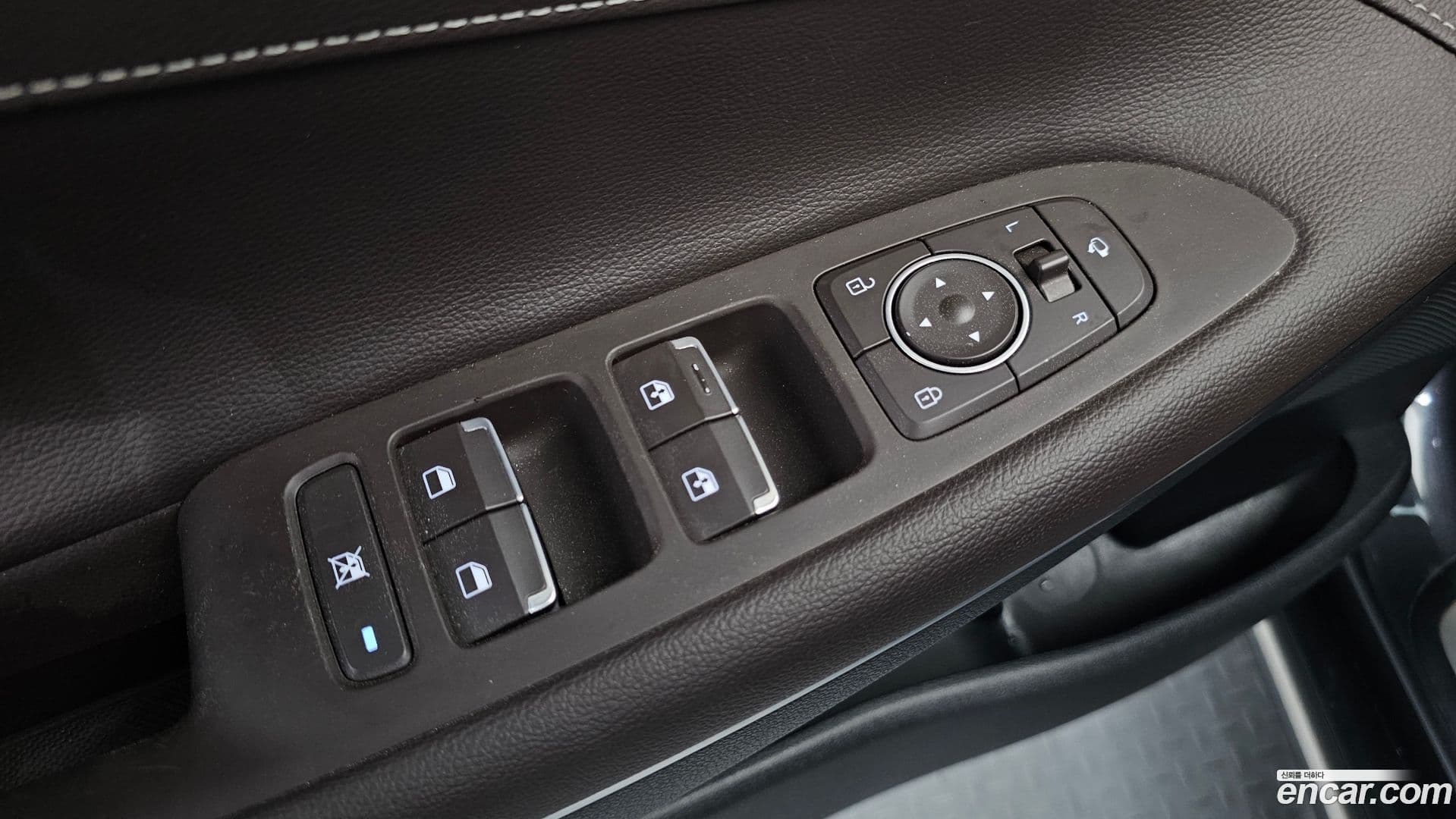 Main__Slider__Photo:Grandeur Hyundai 2019.9-33
