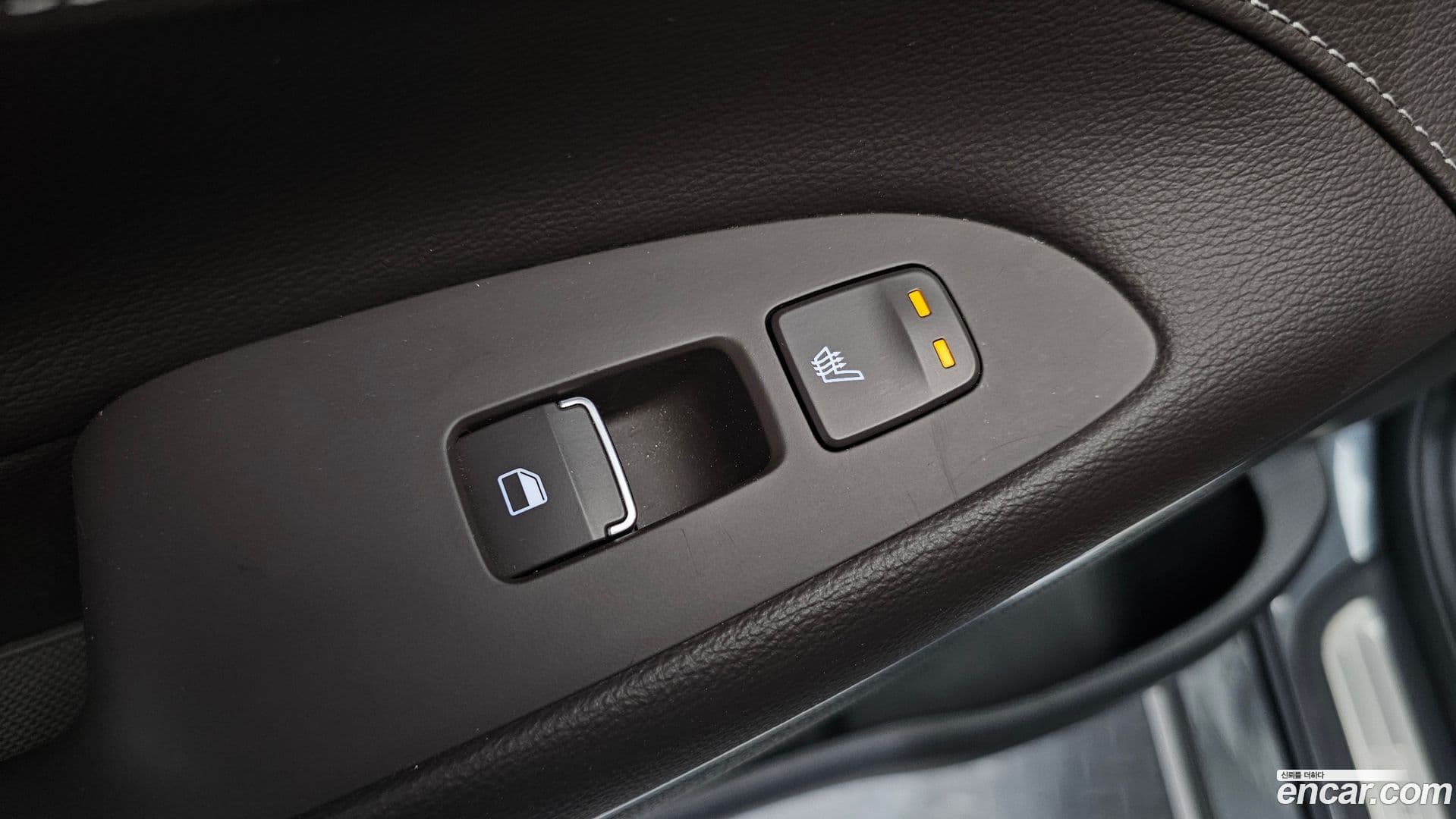 Main__Slider__Photo:Grandeur Hyundai 2019.9-34