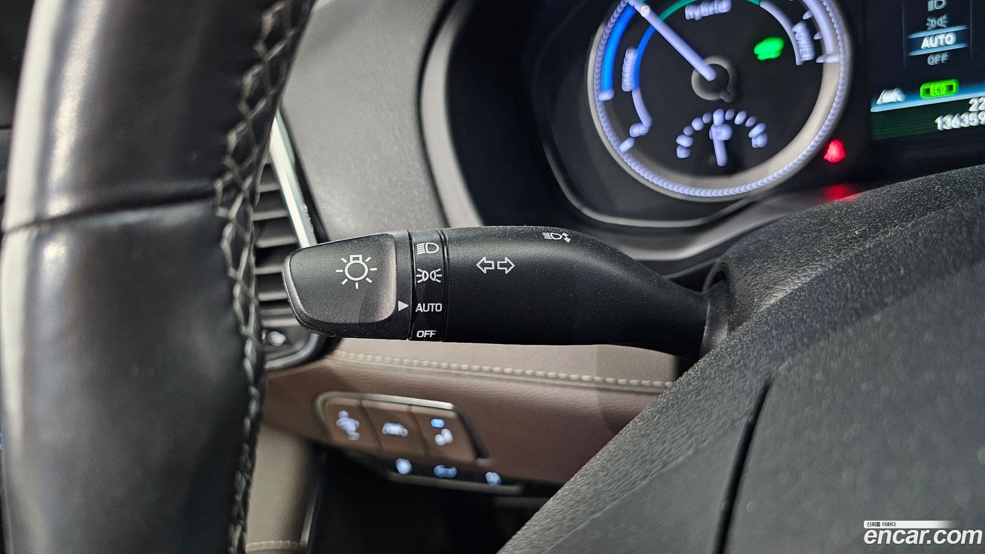 Main__Slider__Photo:Grandeur Hyundai 2019.9-36