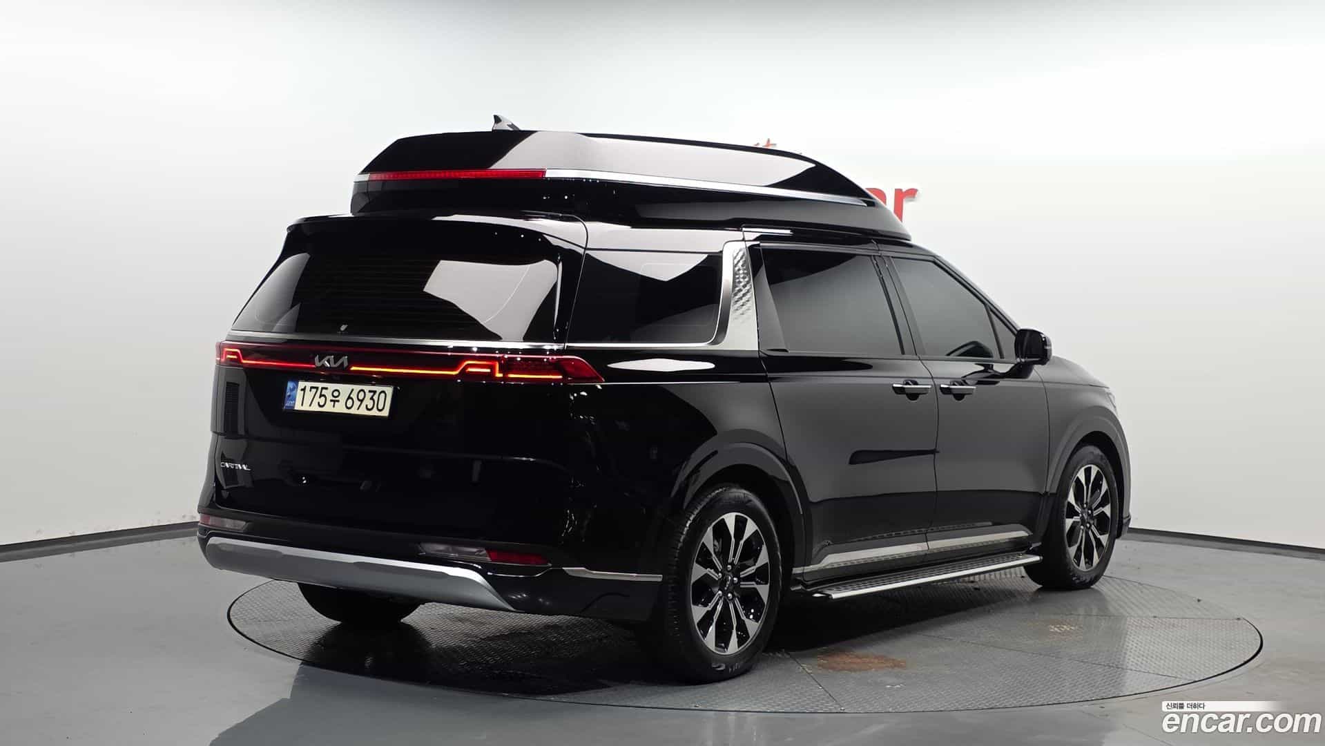 Canival Kia 2022.11-OUTER-002