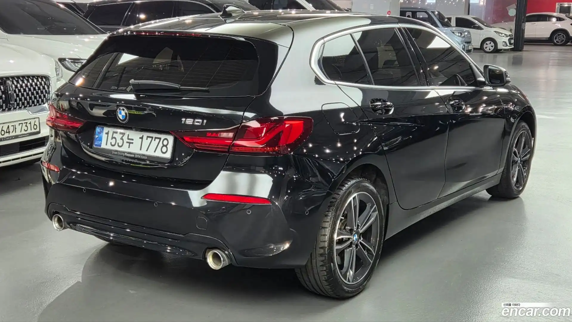 1-Series BMW 2024.2-OUTER-002