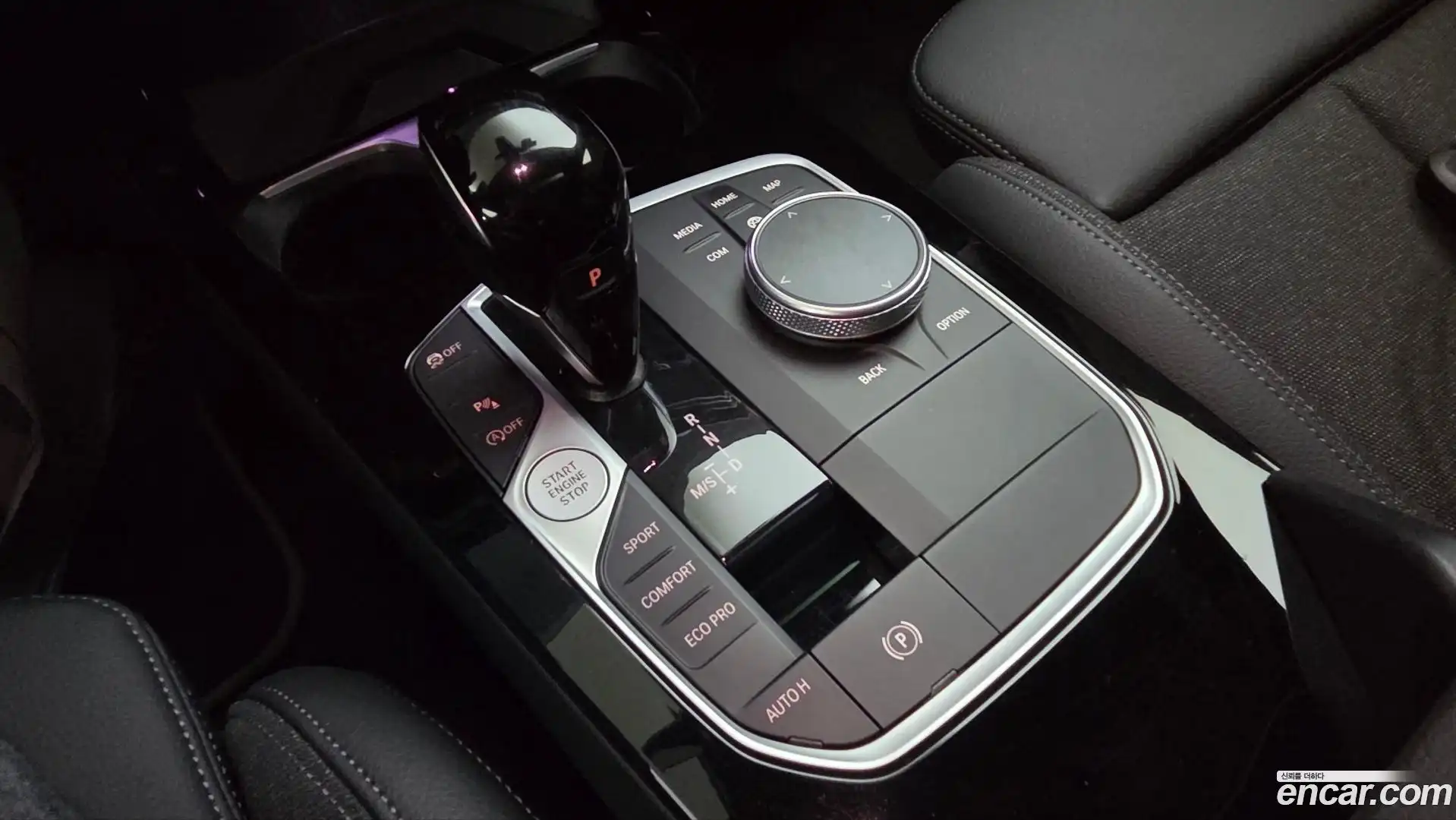 1-Series BMW 2024.2-INNER-009