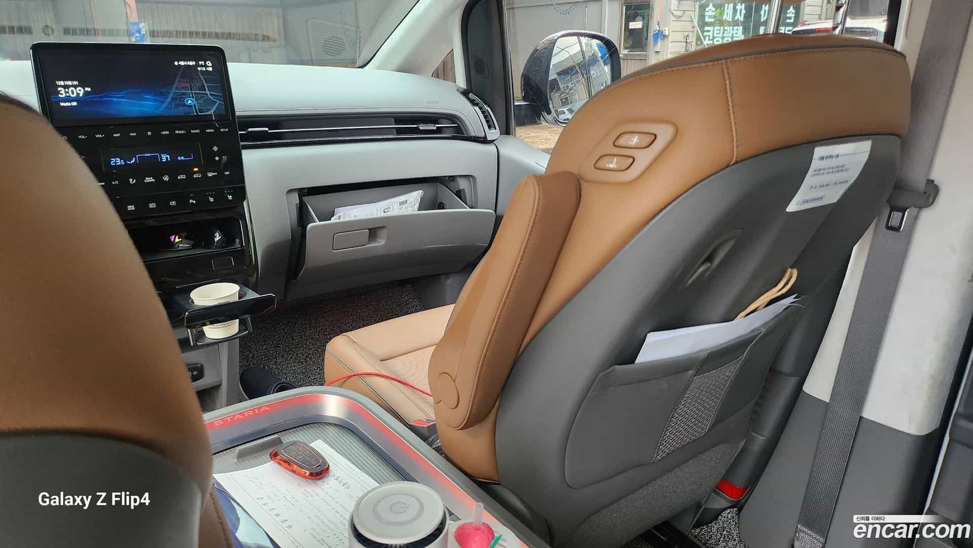 Staria Hyundai 2022.11-OPTION-015