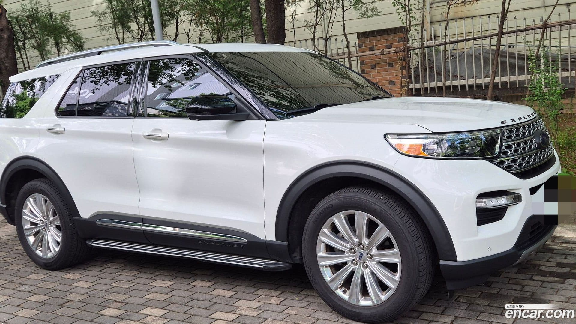Main__Slider__Photo:Explorer Ford 2020.9-0