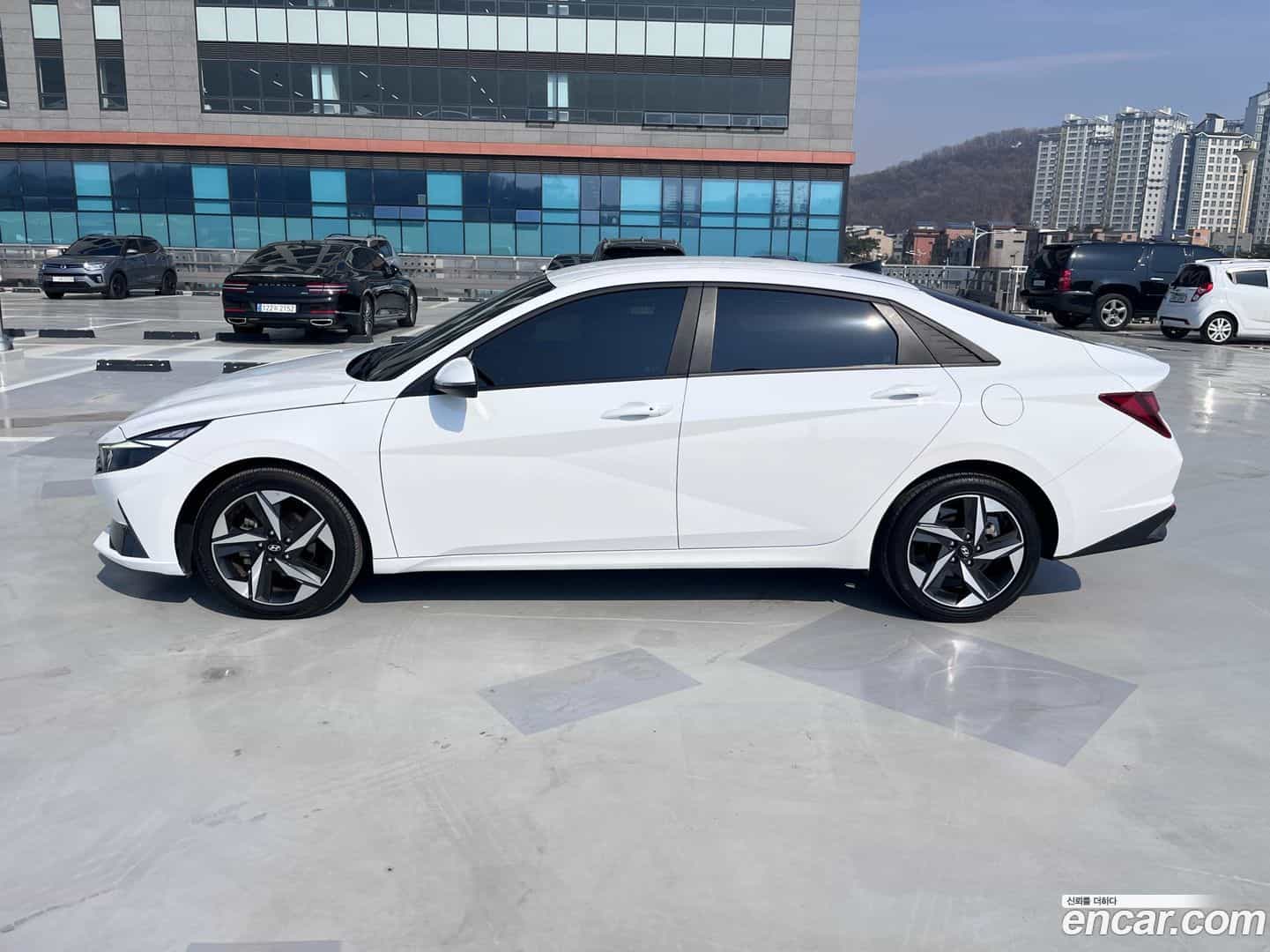 AVANTE Hyundai 2023.3-OUTER-003
