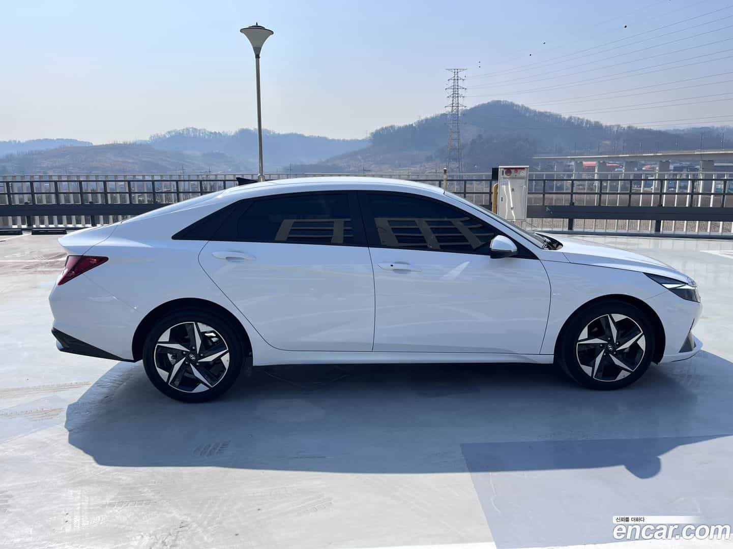 AVANTE Hyundai 2023.3-INNER-007