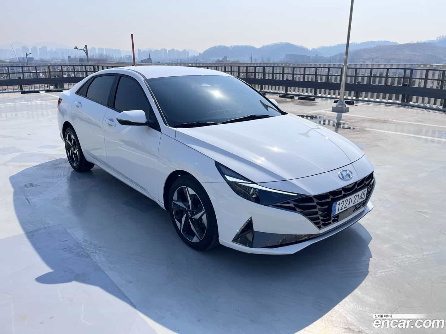 AVANTE Hyundai 2023.3-INNER-008