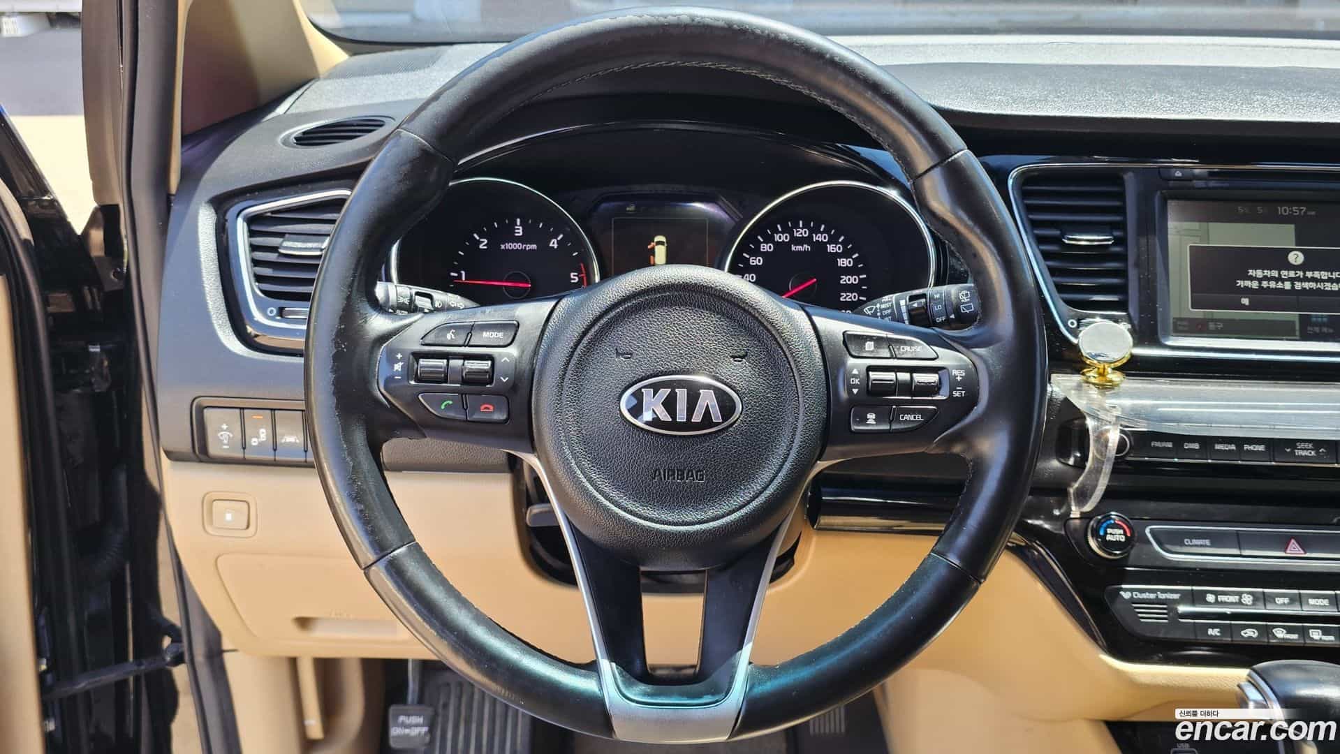Canival Kia 2017.1-OPTION-022