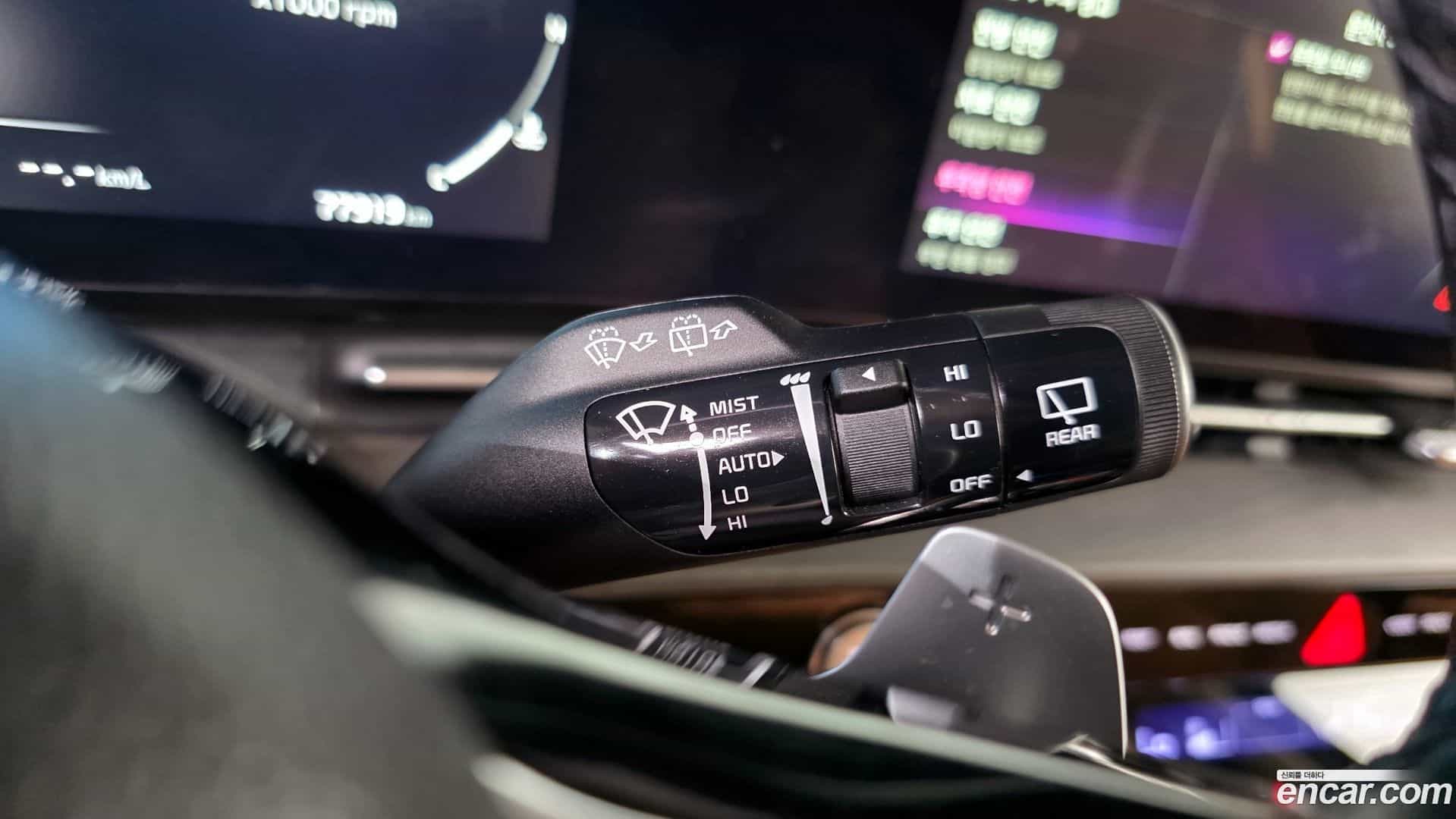 Canival Kia 2023.3-OPTION-024
