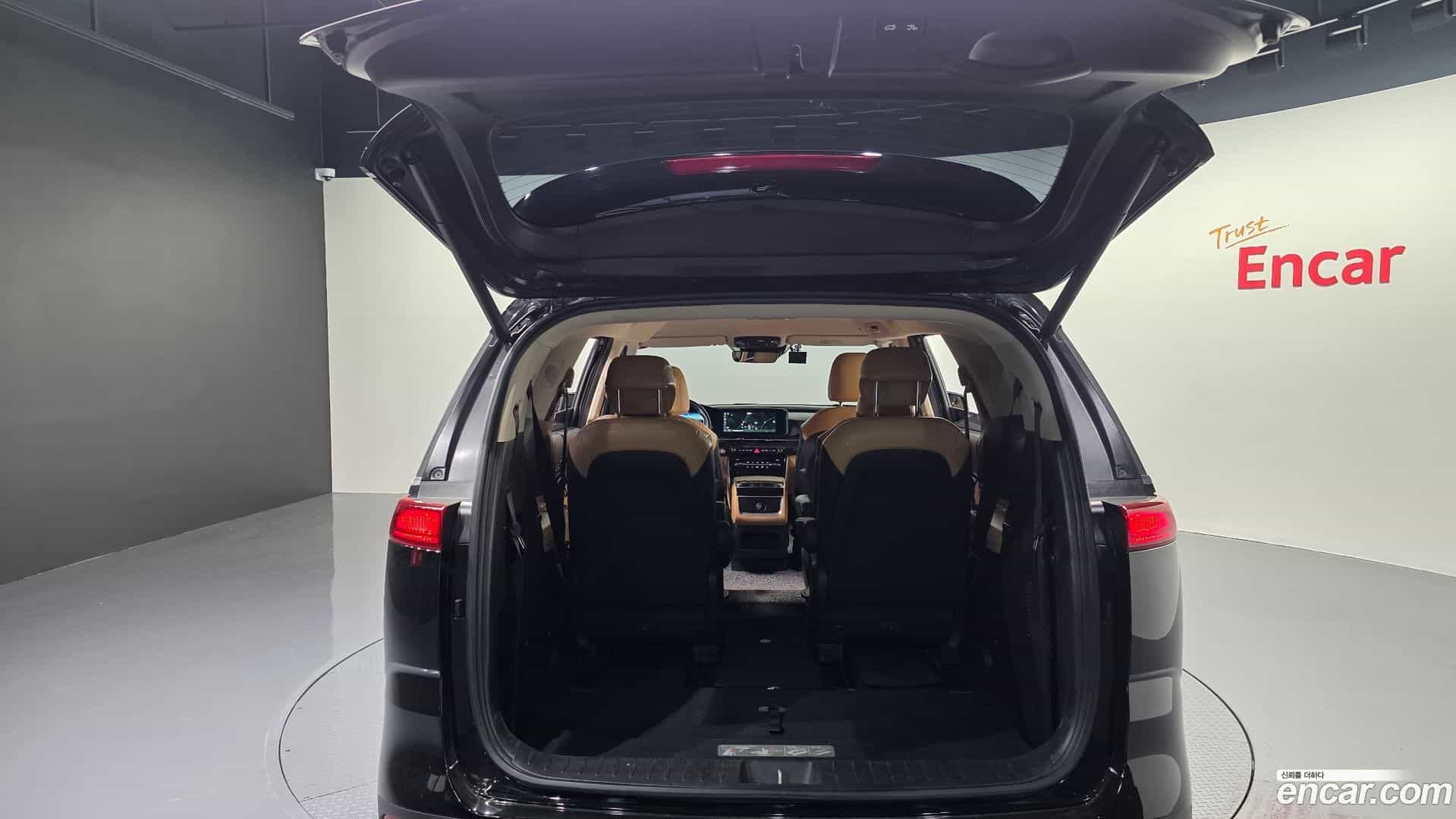 Canival Kia 2023.3-OPTION-045