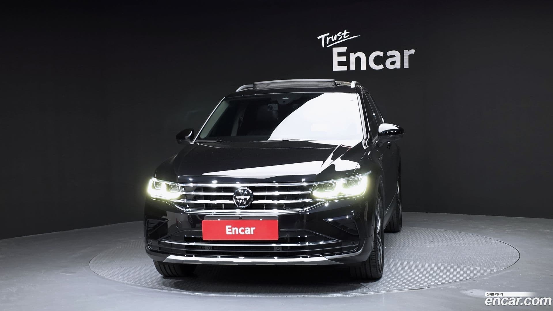 Main__Slider__Photo:Tiguan Volkswagen 2023.7-2