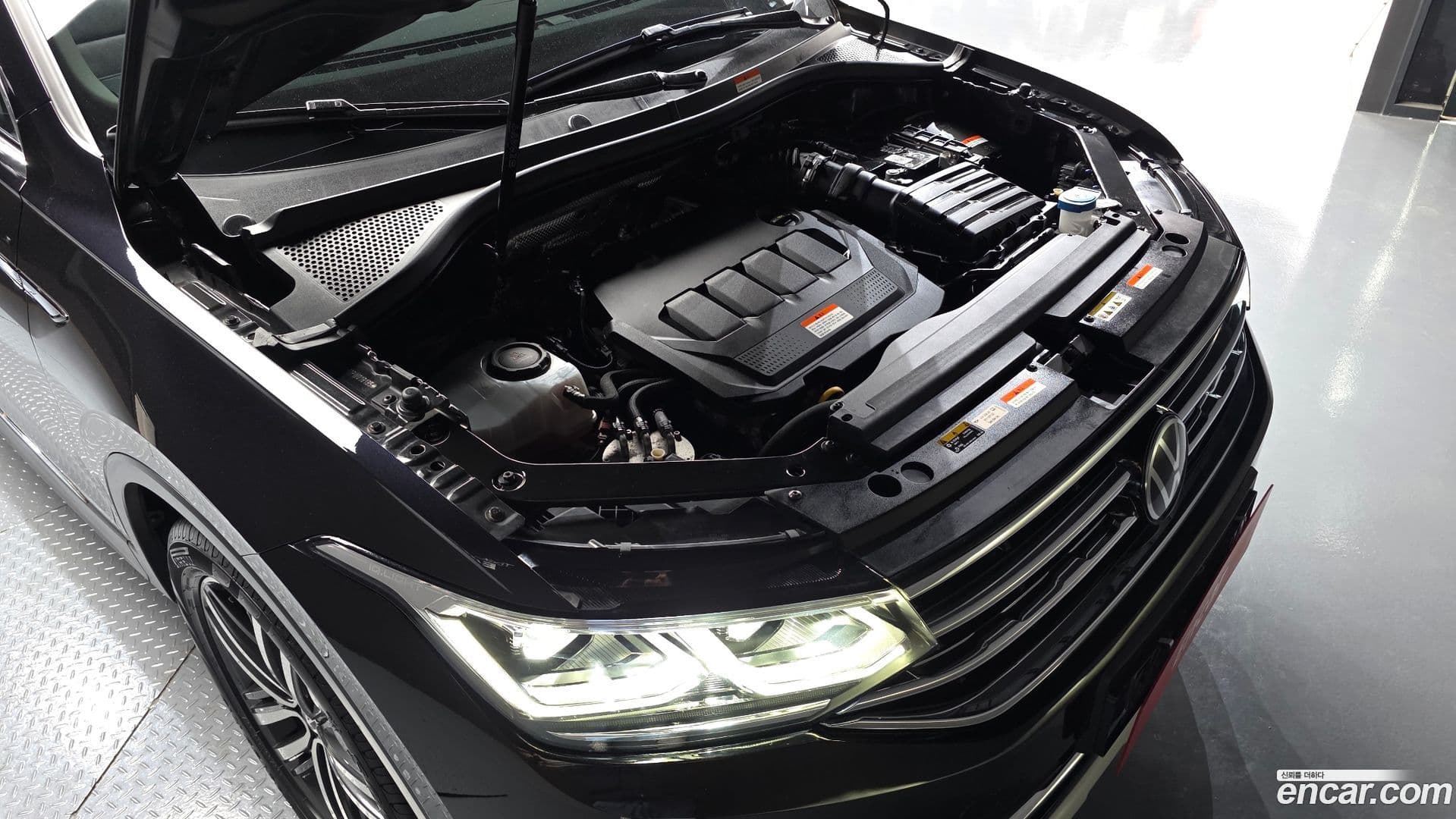 Main__Slider__Photo:Tiguan Volkswagen 2023.7-5