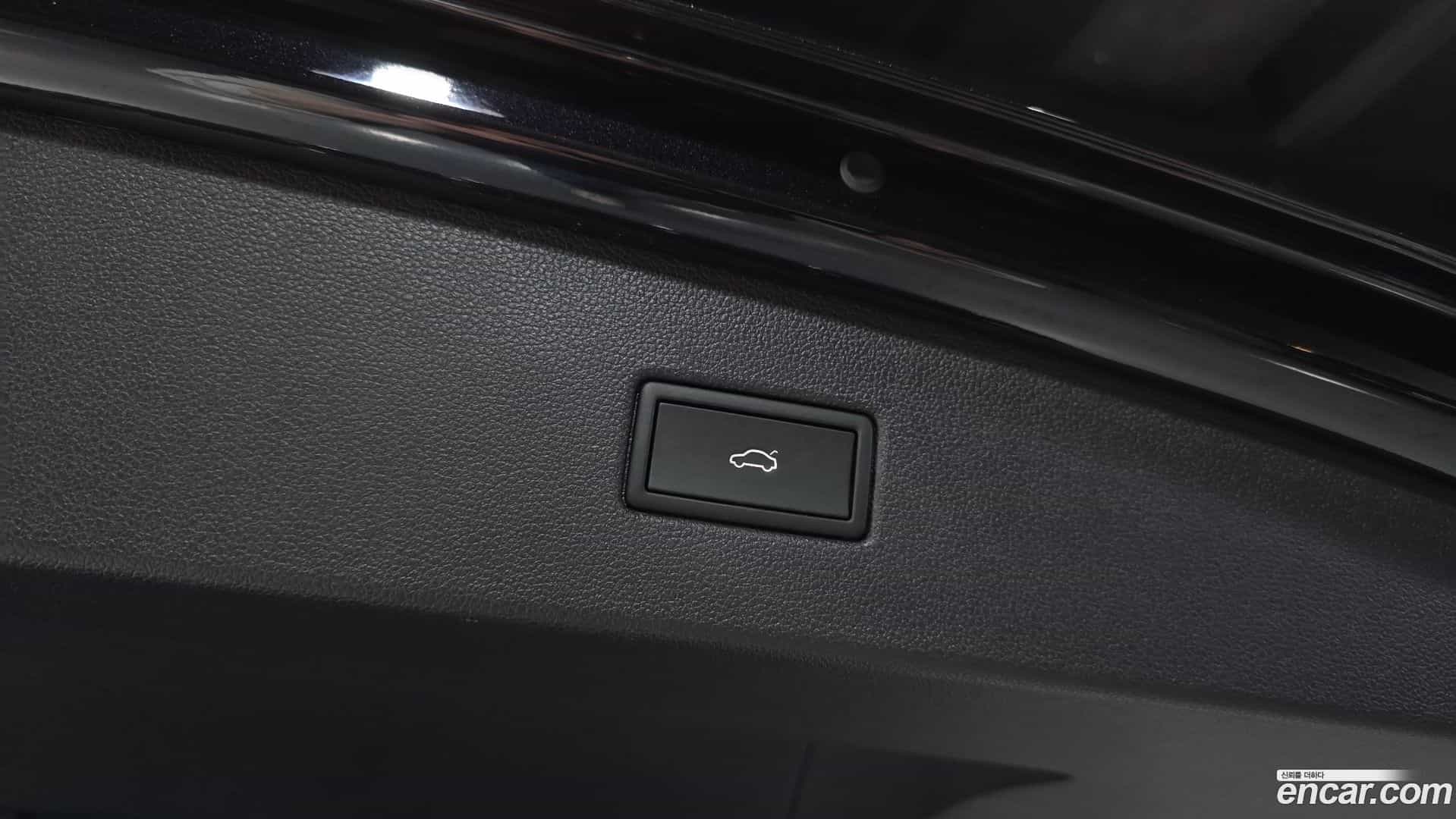 Tiguan Volkswagen 2023.7-OPTION-023