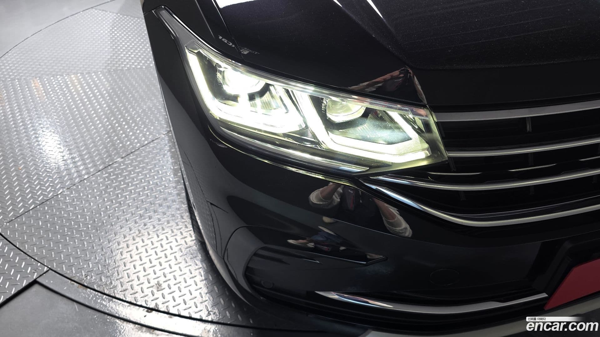 Main__Slider__Photo:Tiguan Volkswagen 2023.7-21