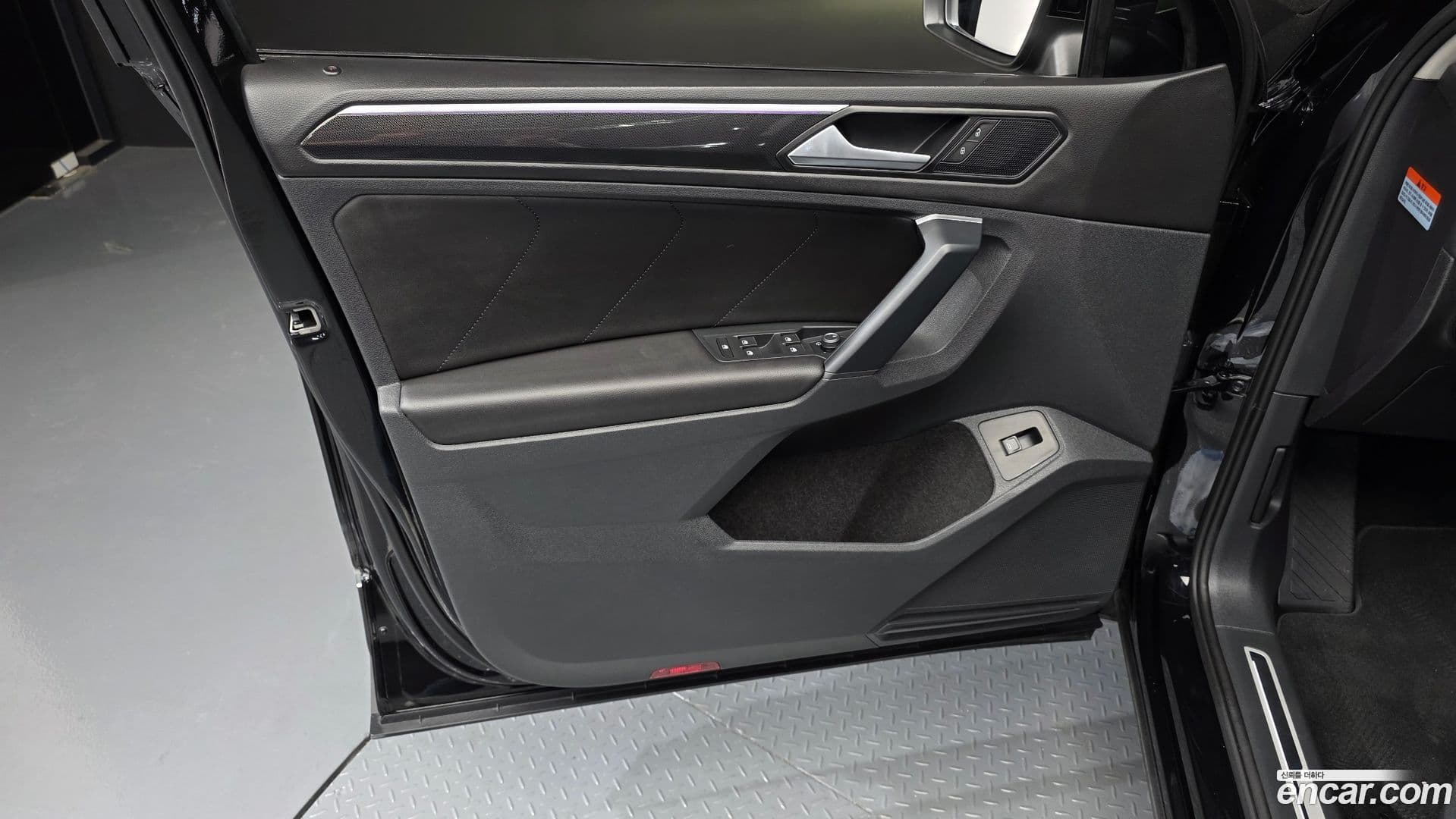 Main__Slider__Photo:Tiguan Volkswagen 2023.7-23
