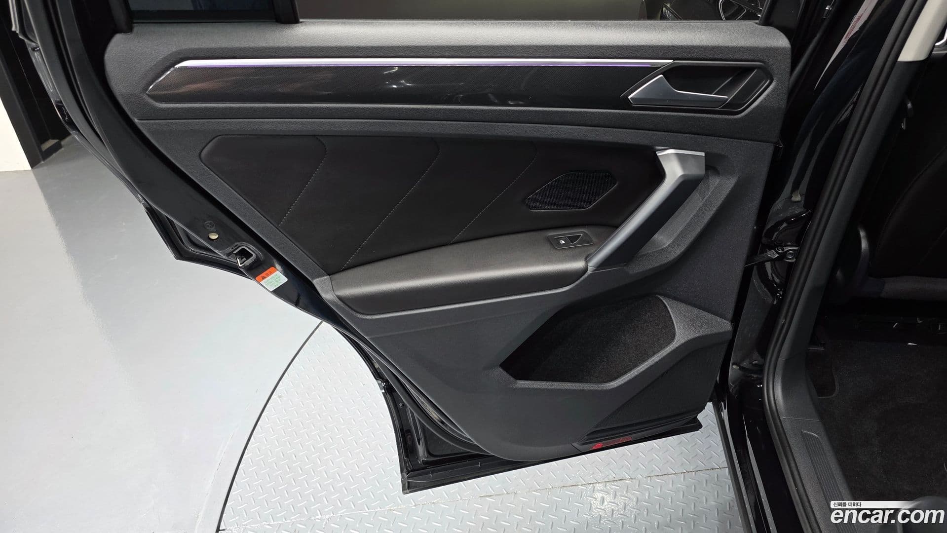 Main__Slider__Photo:Tiguan Volkswagen 2023.7-24