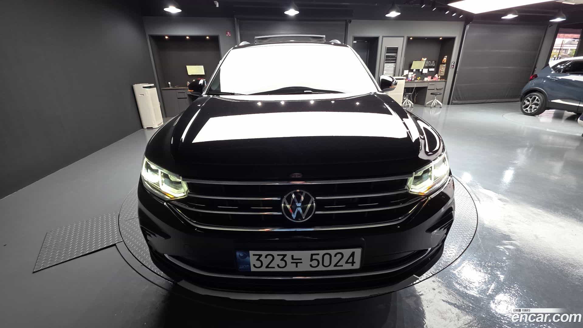 Tiguan Volkswagen 2023.7-OPTION-044