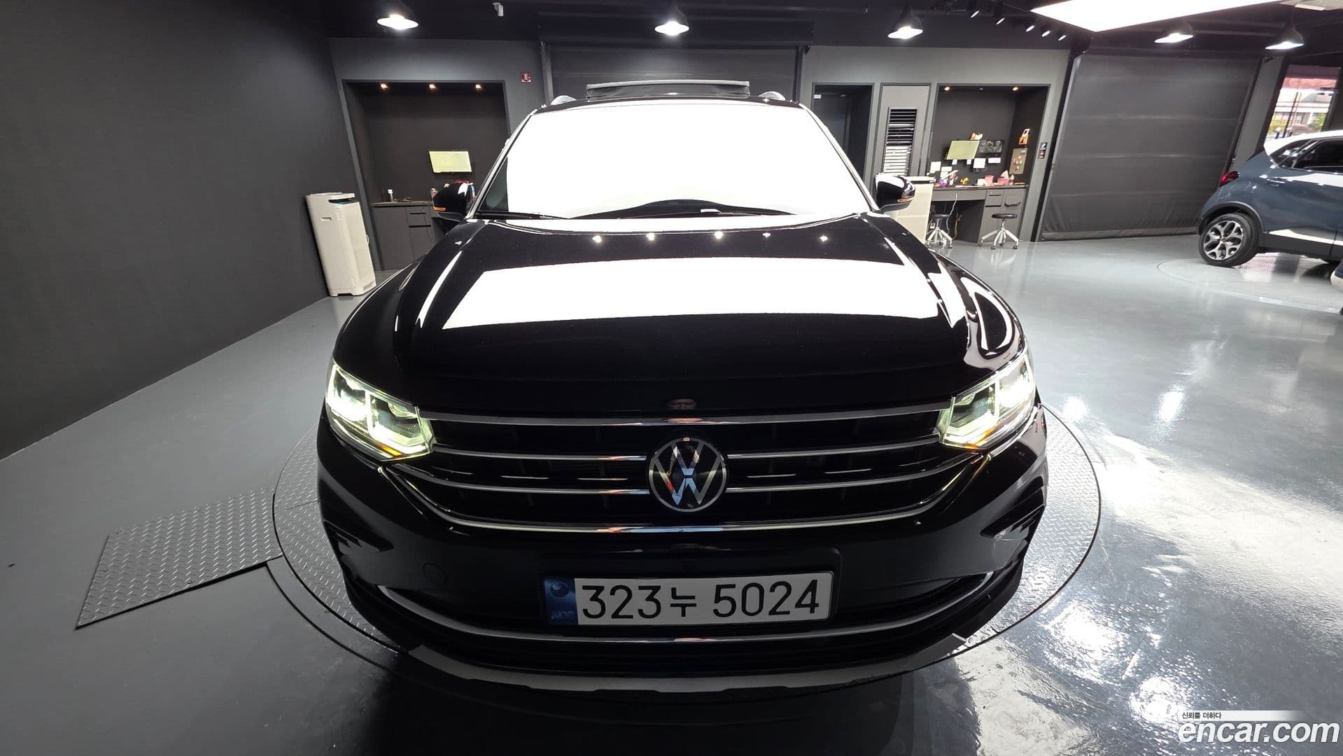 Main__Slider__Photo:Tiguan Volkswagen 2023.7-30