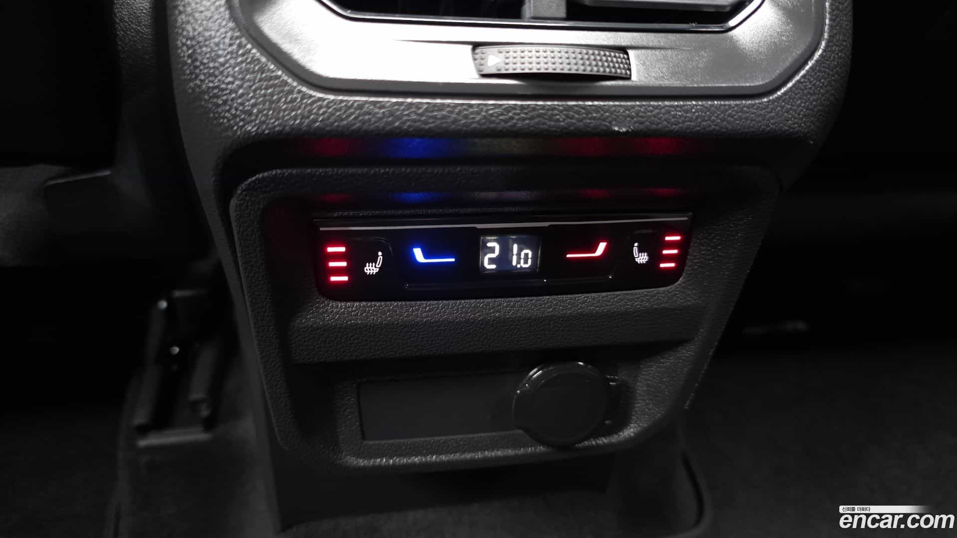 Tiguan Volkswagen 2023.7-OPTION-048