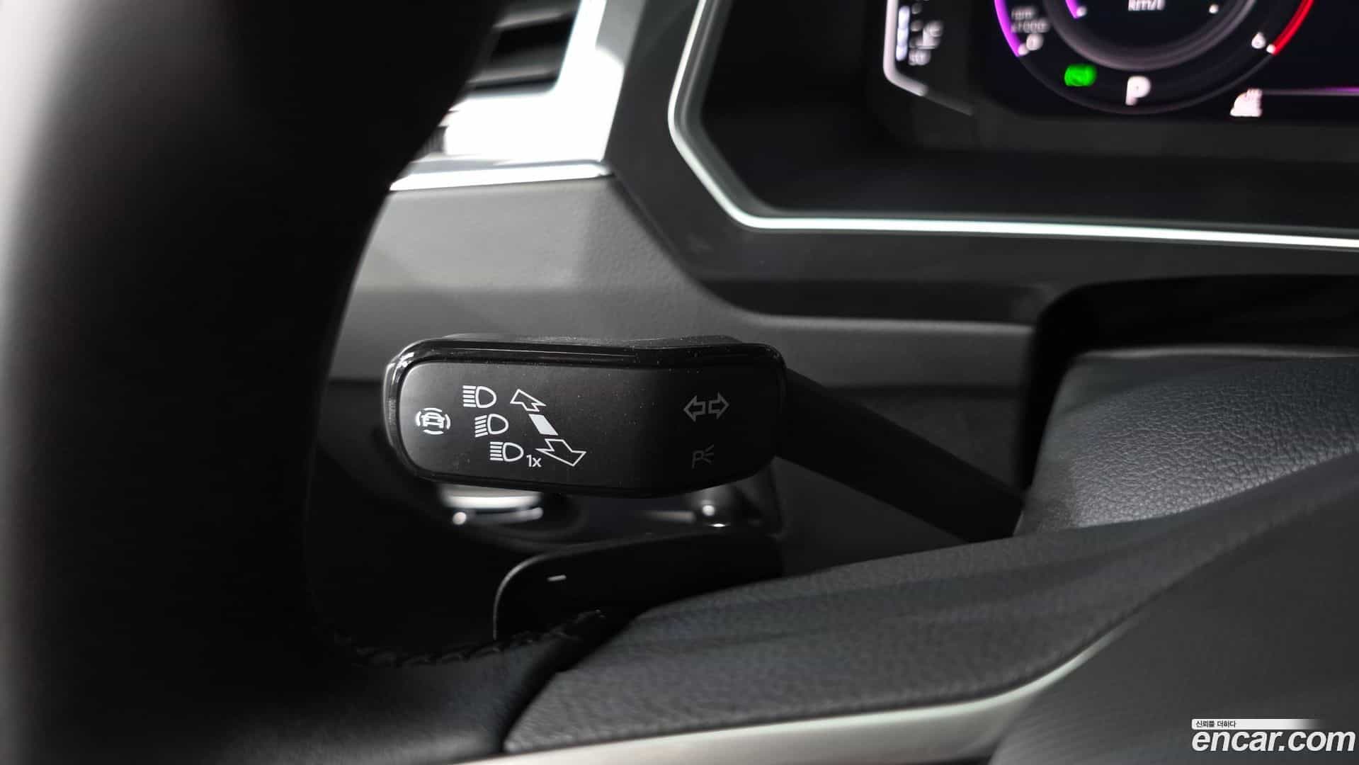 Tiguan Volkswagen 2023.7-OPTION-049
