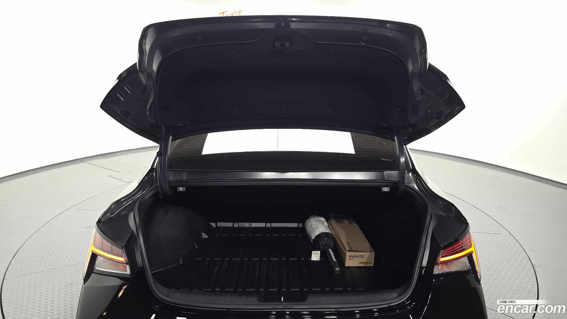 AVANTE Hyundai 2023.6-OPTION-024